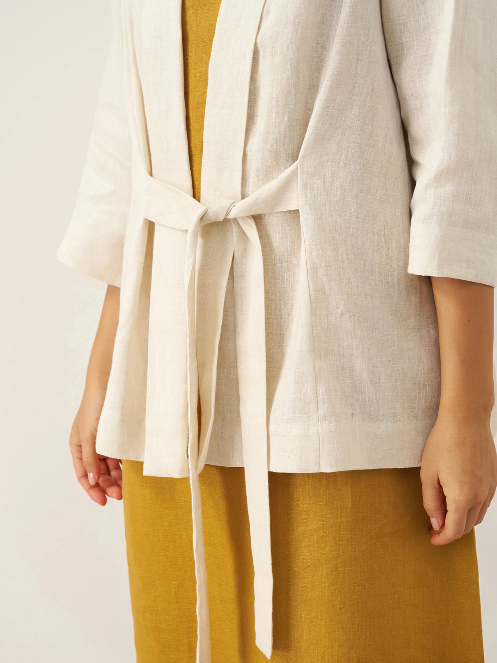 LINTICO LINTICO 100% Linen Kimono Belted Blazer BRIA — detail shot 10