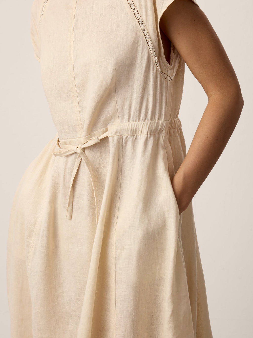 LINTICO 100% Linen Lace-Inset Bubble-Hem Midi Dress LORITA — lifestyle worn / used context