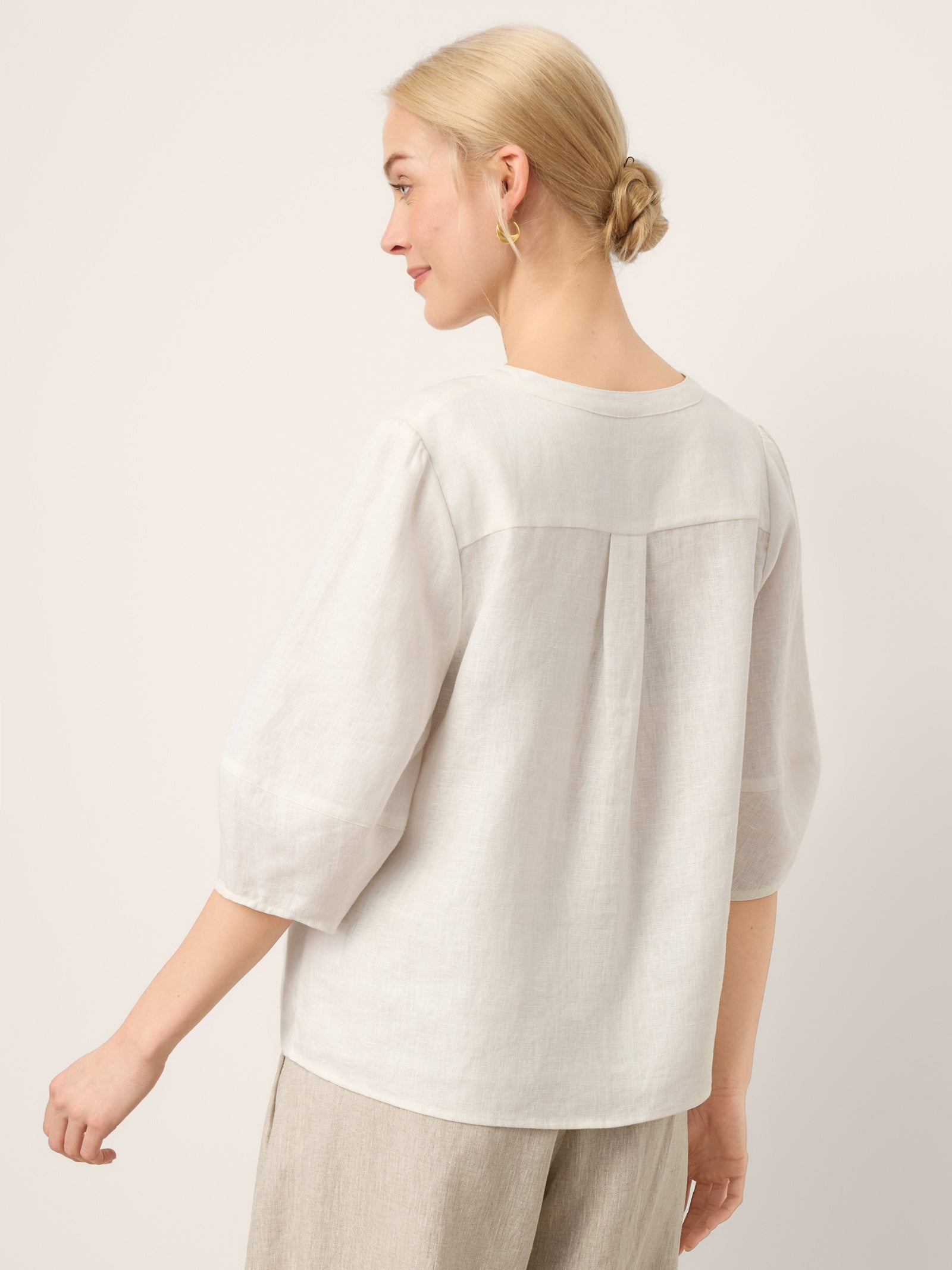 LINTICO 100% Linen Lace Trim Lantern Sleeve V-Neck Top LIVIAN — lifestyle worn / used context