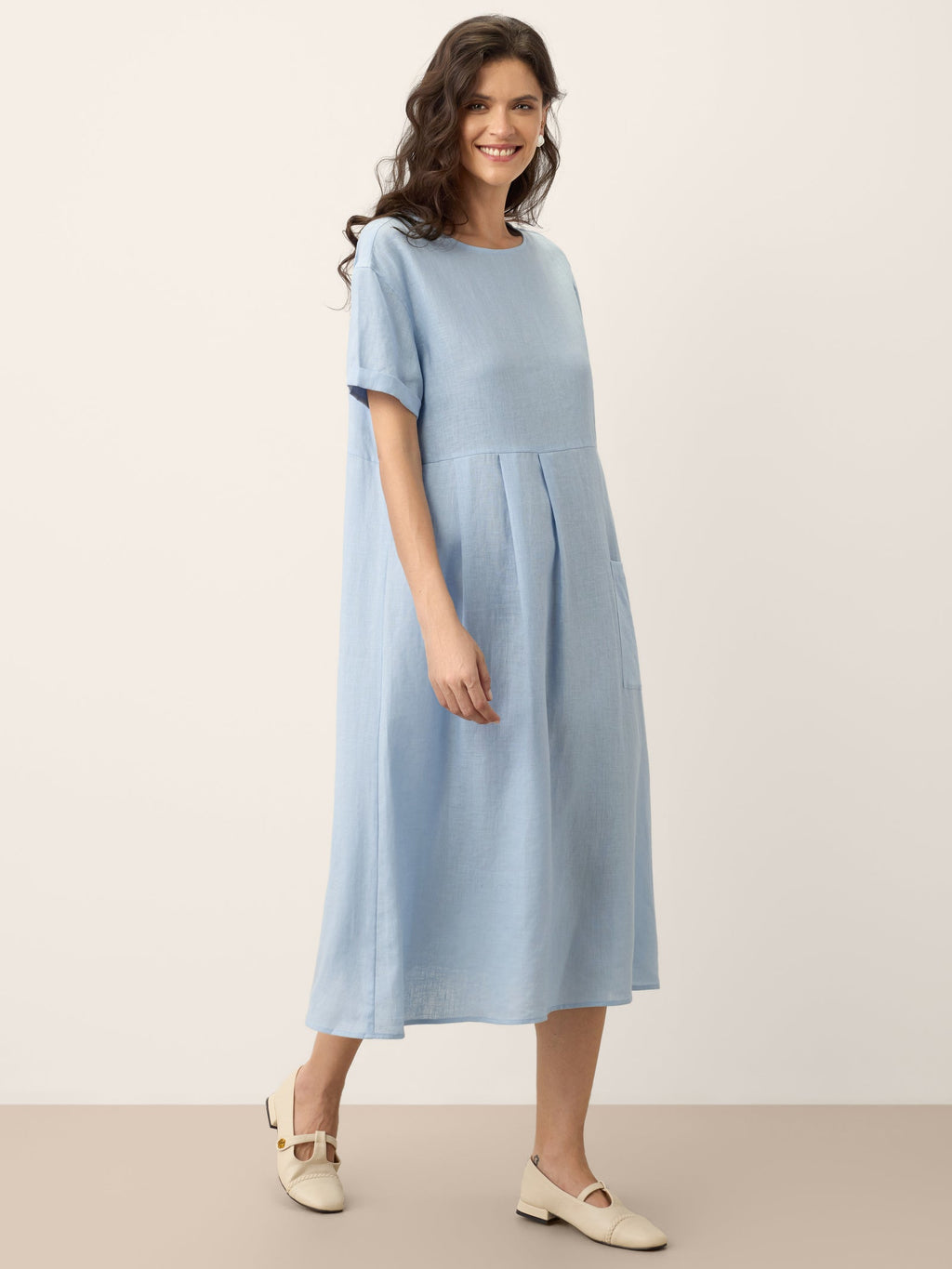 LINTICO 100% Linen Pinstripe Paneled Short-Sleeved Dress MORGAN — product on model