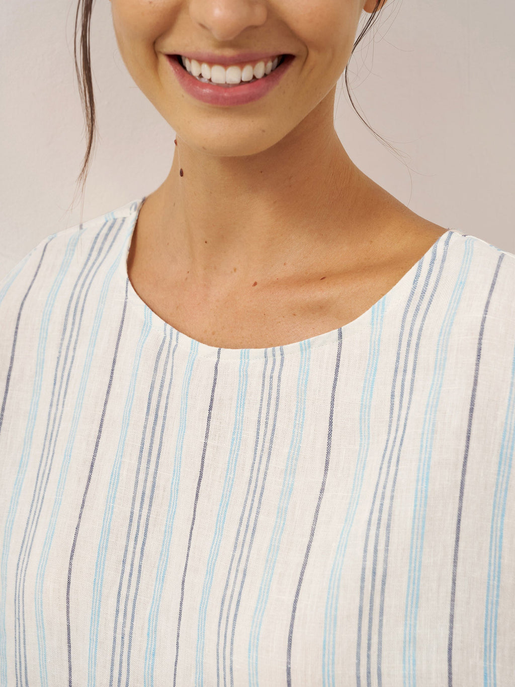 LINTICO LINTICO 100% Linen Pleated Striped Pullover Top VIA — detail shot 10
