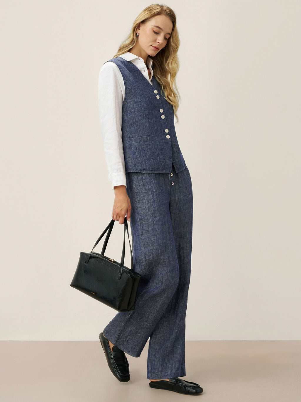 LINTICO 100% Linen Reversible Denim Texture Button Front Vest HARPER — detail shot 8