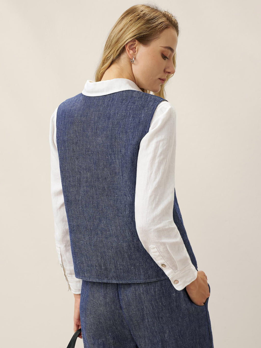 LINTICO 100% Linen Reversible Denim Texture Button Front Vest HARPER — detail shot 6