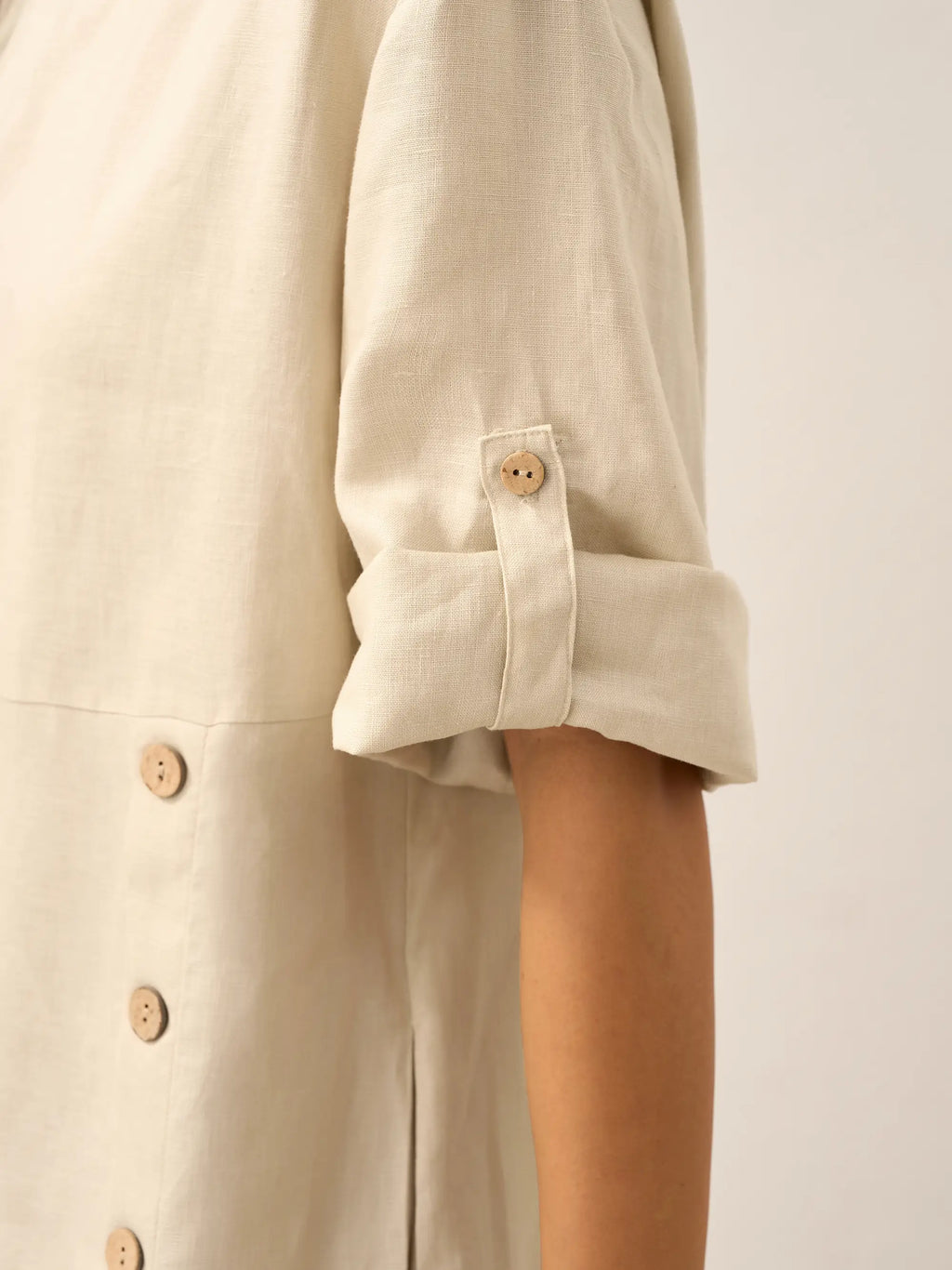 LINTICO 100% Linen Round Neck Button Detail Midi Dress JELENA — size reference