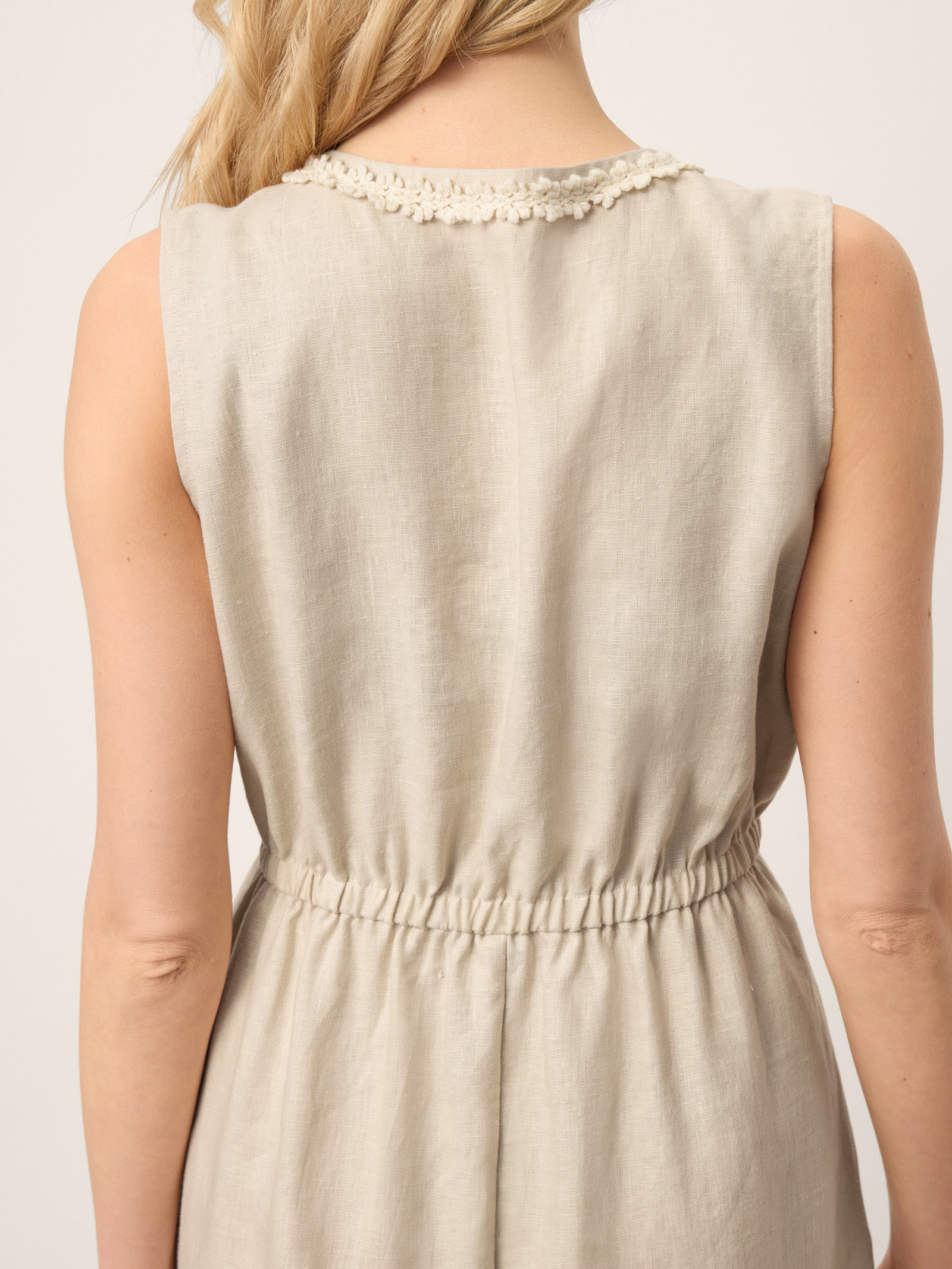 LINTICO 100% Linen Ruffle Trim Elasticated Waist Sleeveless Midi Dress LUCINDA — detail shot 8
