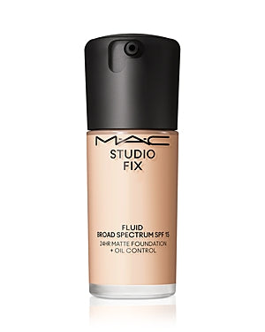 Phantom Marketplace MAC STUDIO FIX FLUID SPF15 - NC12 — main product shot
