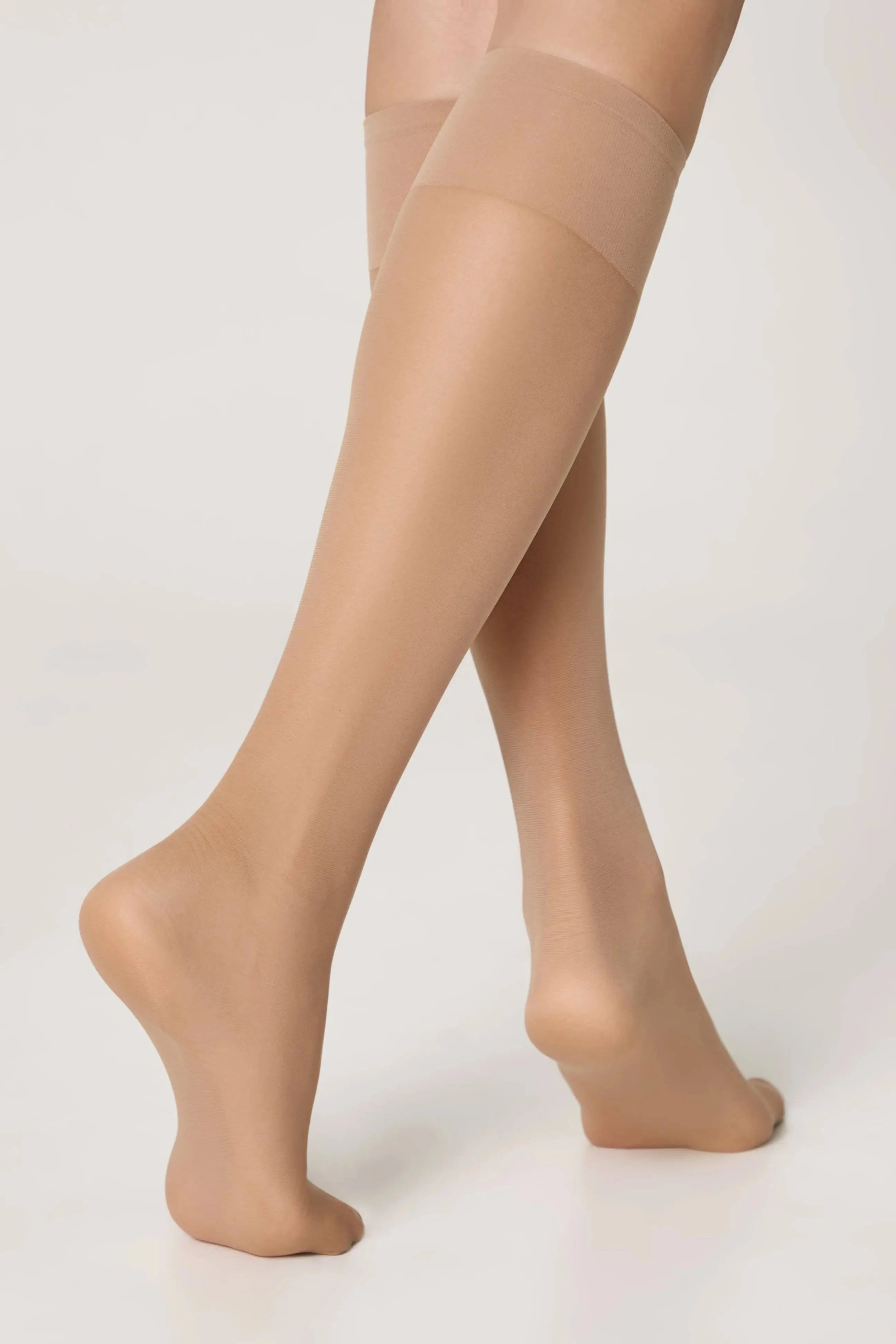 TheRanok.com Knee Highs Conte Solo 40 Den (2 pairs) — lifestyle context