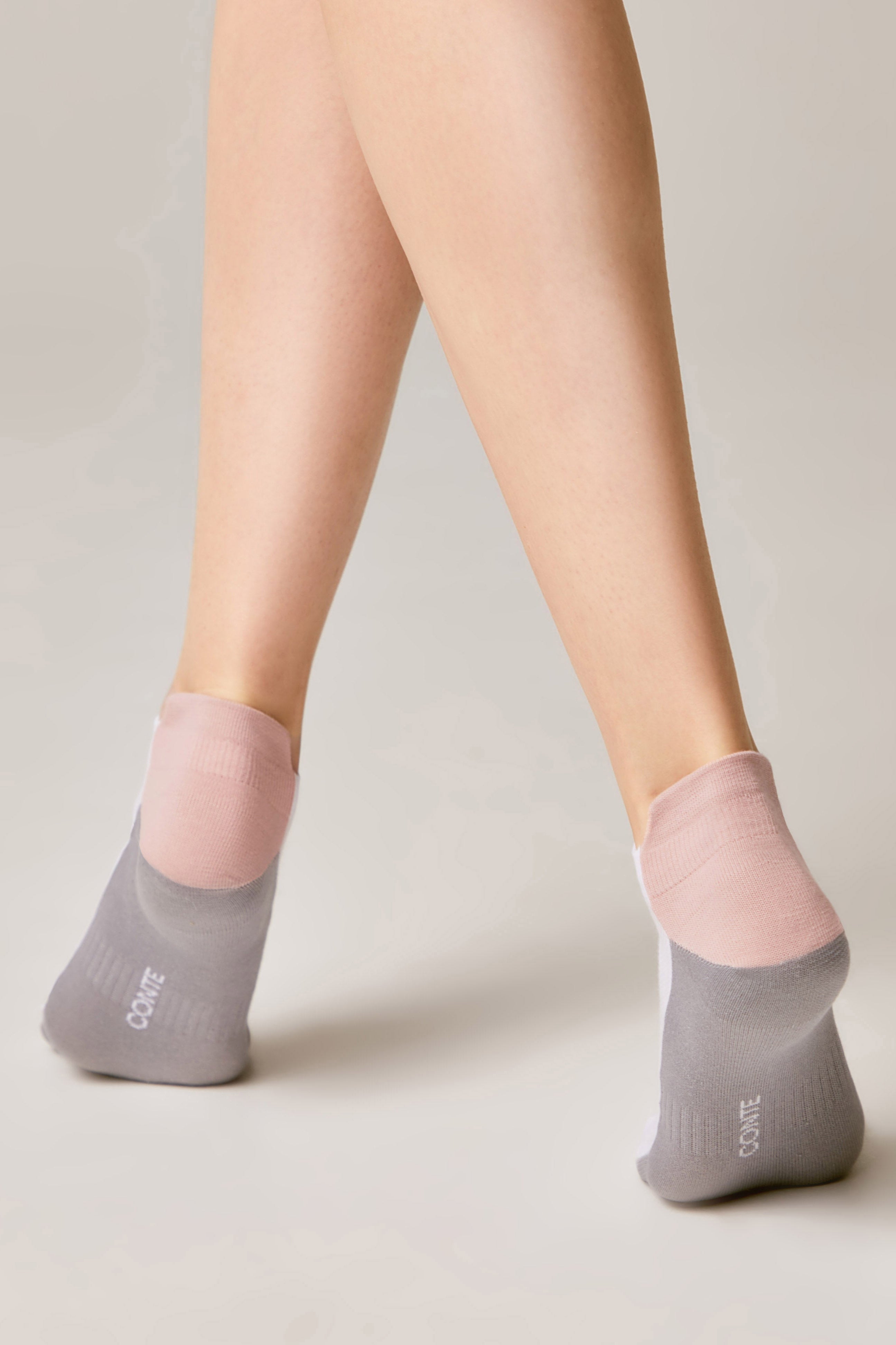 TheRanok.com Cotton Ankle Socks Conte Active - With a "Tongue" 393 — lifestyle context