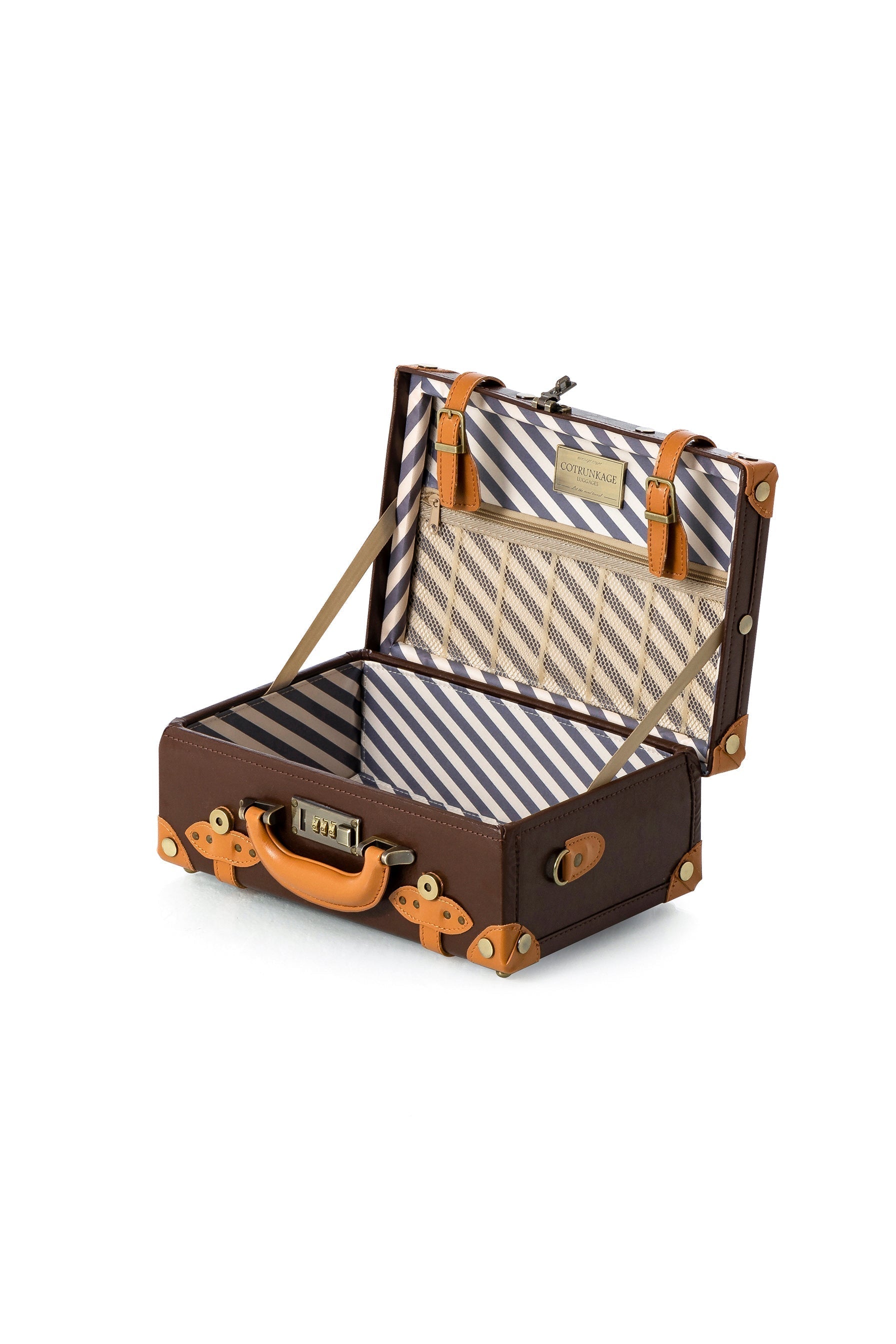 Minimalism Large Check-in Set - Train Case
