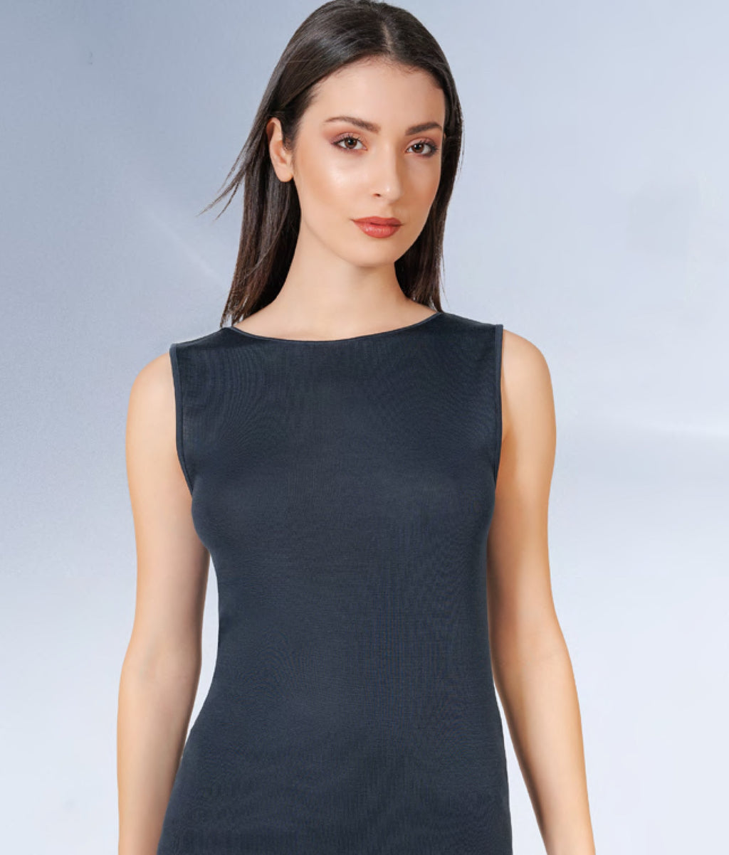 tittimitti EGI ® Luxury Merino Wool Silk (85% Wool 15% Silk) Tank Top. Proudly Made in Italy.(1401) — lifestyle context