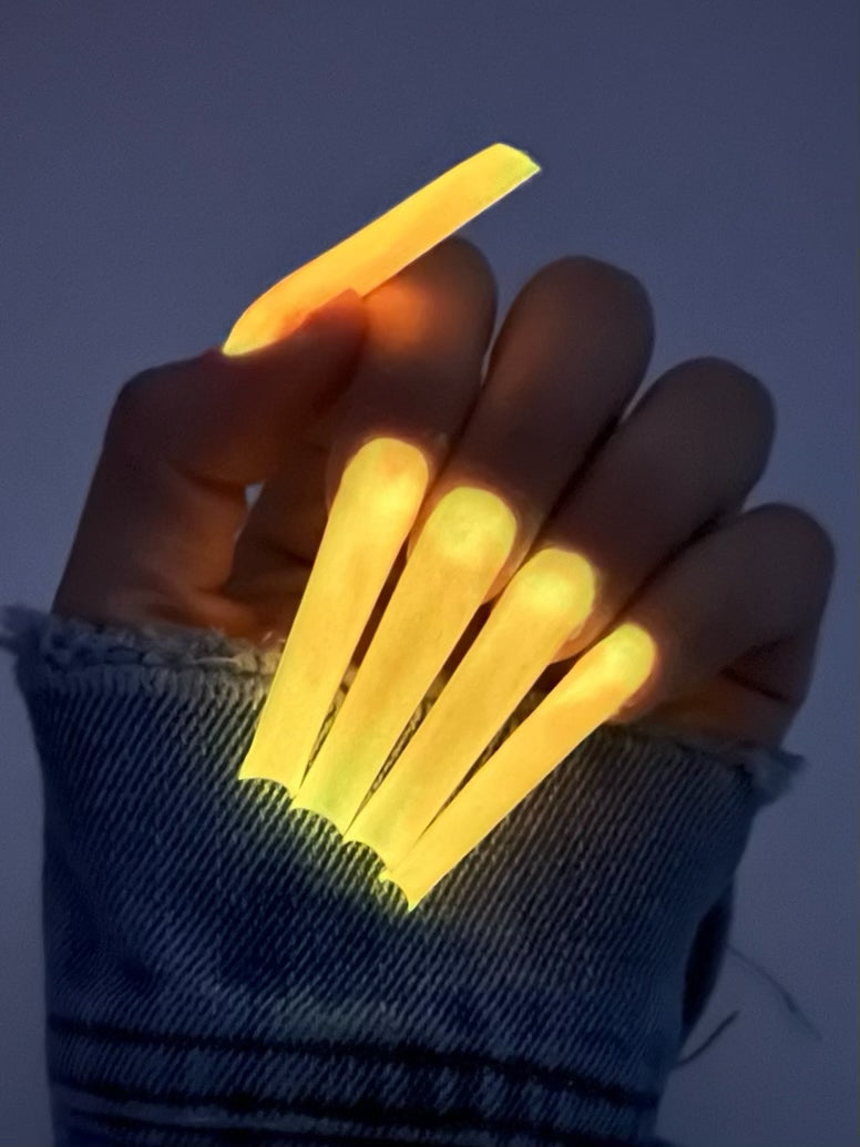 Glow Orange – 2Cute Nails