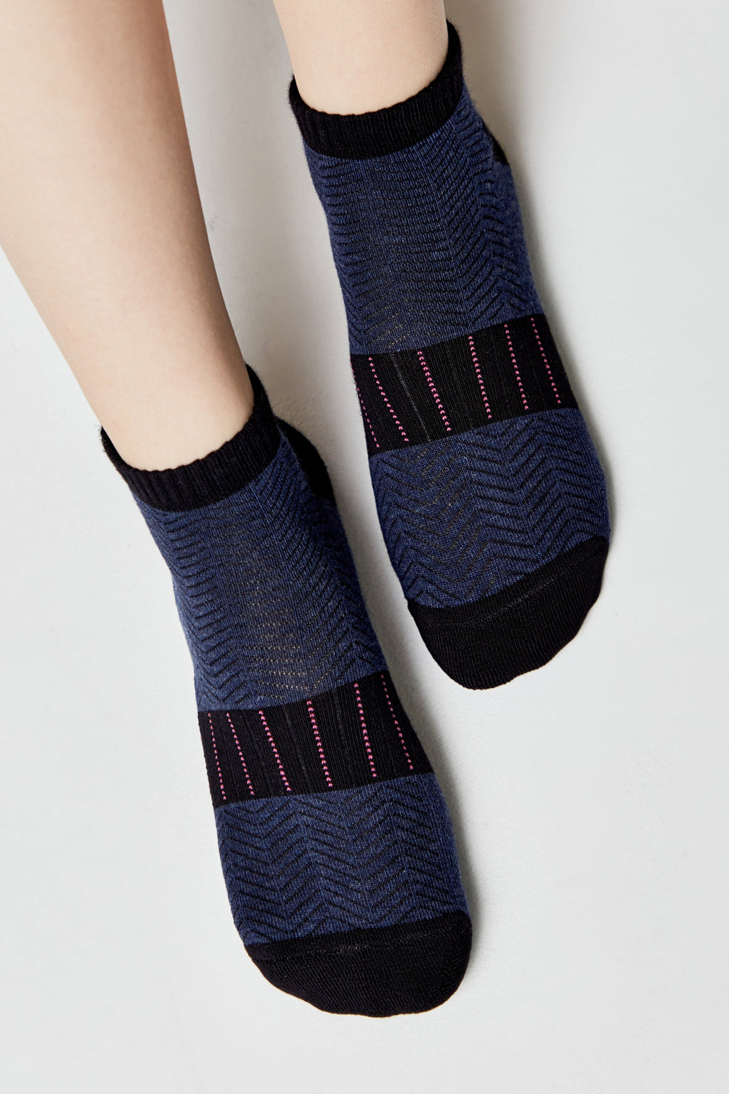 TheRanok.com Cotton Socks Conte Active 092 Terry Foot — lifestyle context