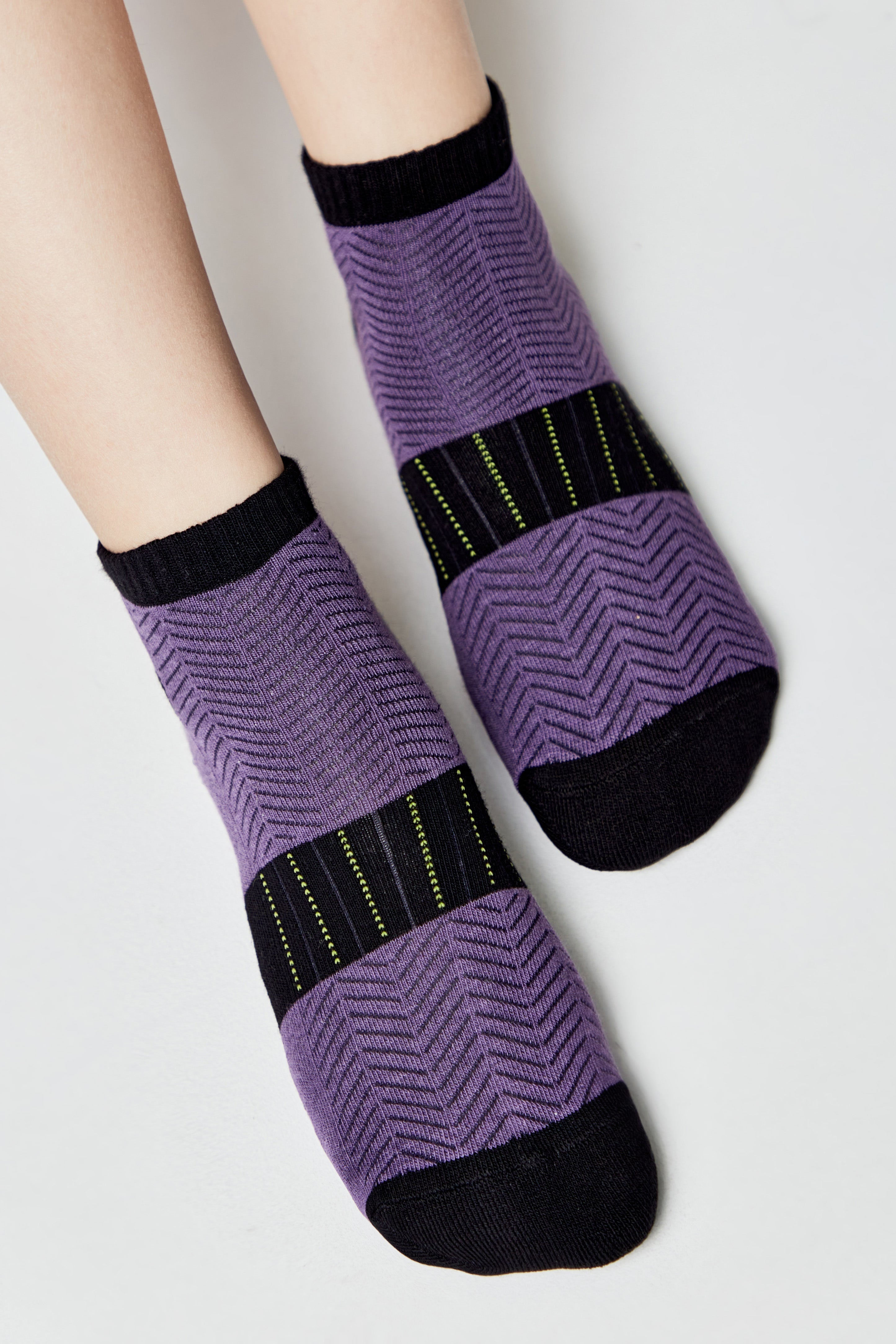 TheRanok.com Cotton Socks Conte Active 092 Terry Foot — in-use photo