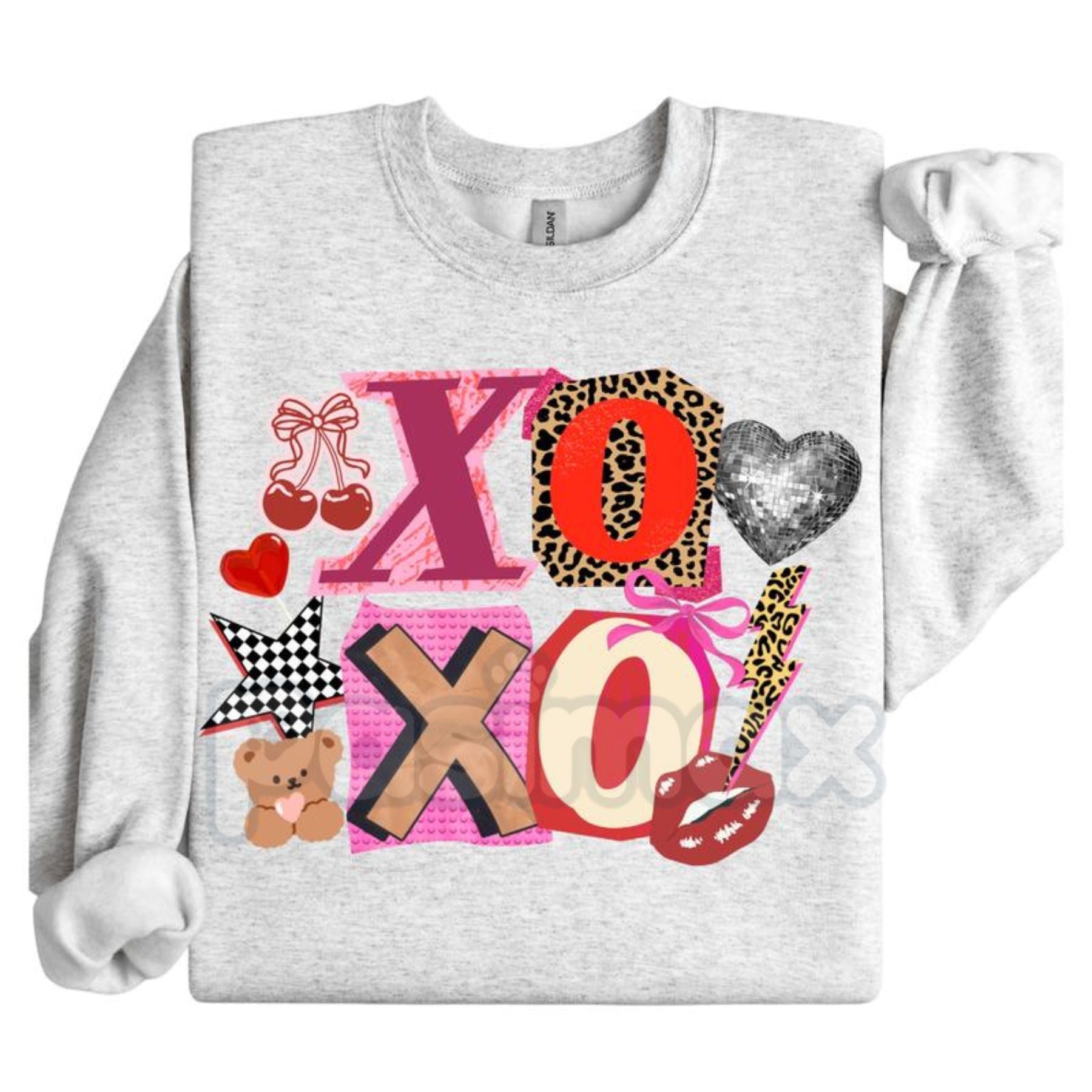 Pasimax Preppy Girl Collage Y2K Sweatshirt | Aesthetic 2000s Nostalgia Crewneck | Vintage College Style Jumper | Trendy Retro