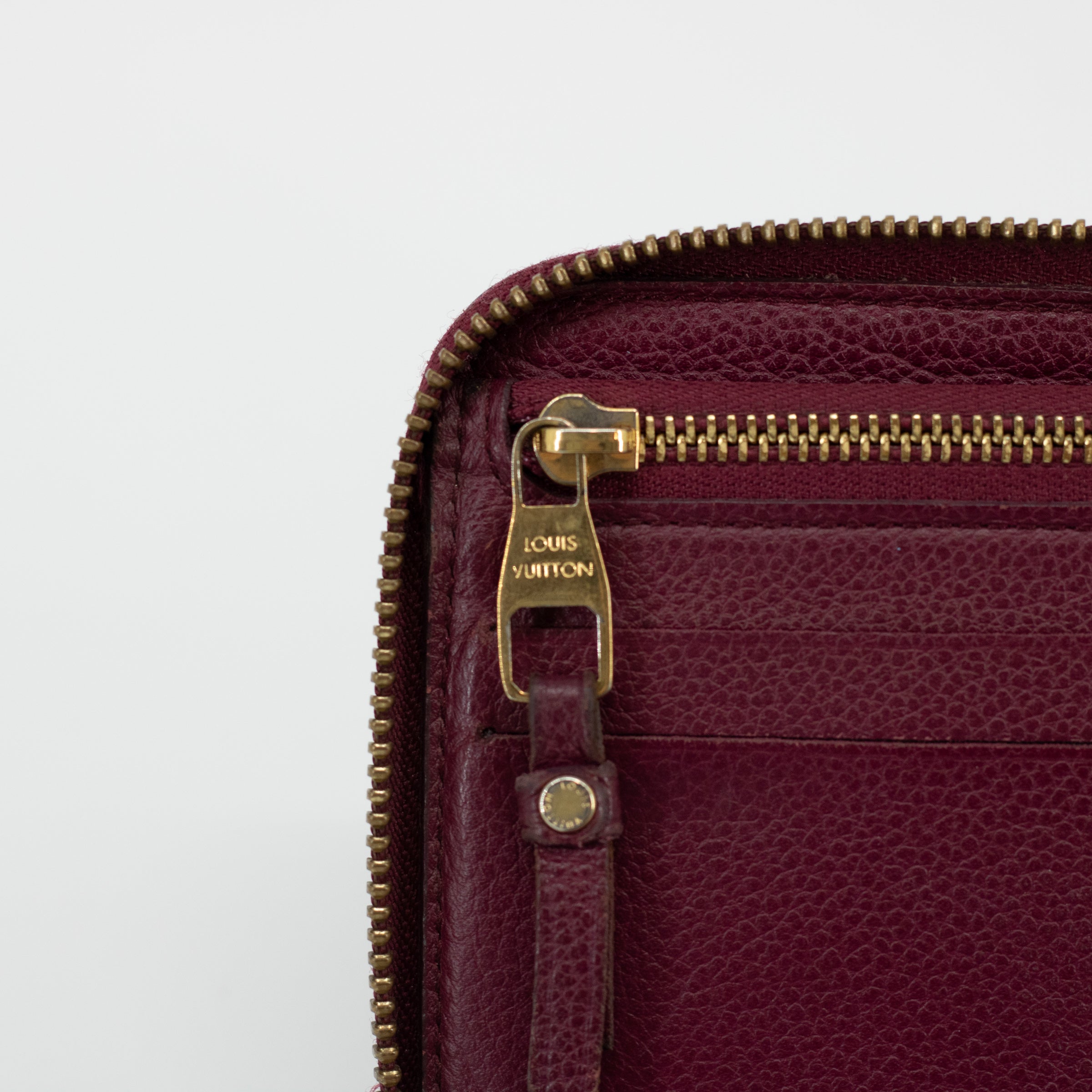 Bolt Boutique Louis Vuitton Empriente Zippy Aurore SP2182 Wallet #1828 — size reference