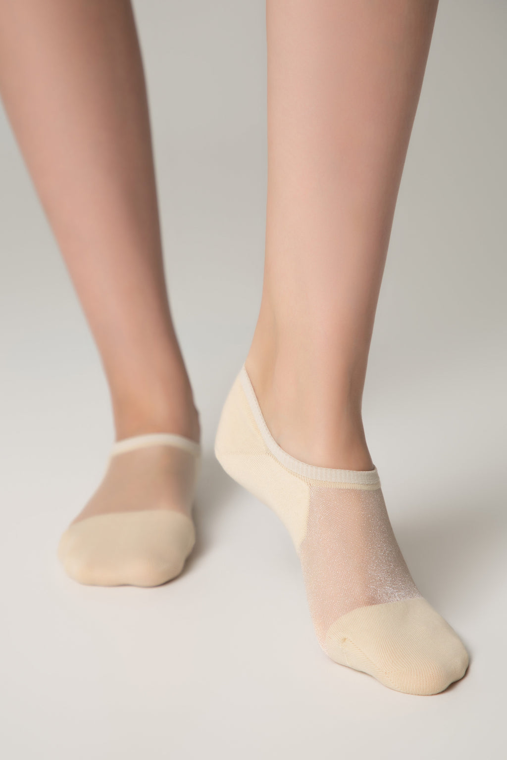 TheRanok.com Cotton Ankle Socks Conte Active - Inserts Of Transparent Mesh — in-use photo