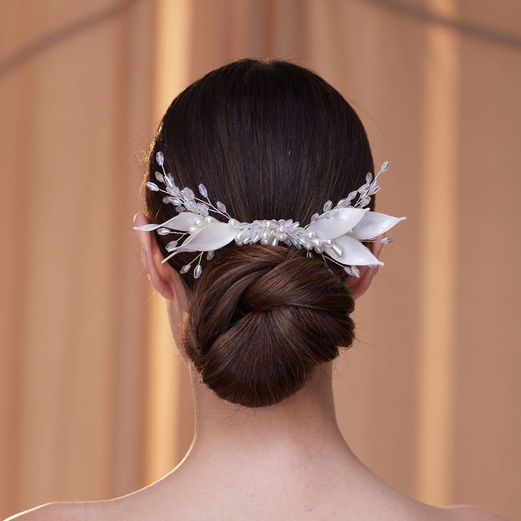 Elegant Crystal & Pearl Hair Comb – Bridal Port, view 7
