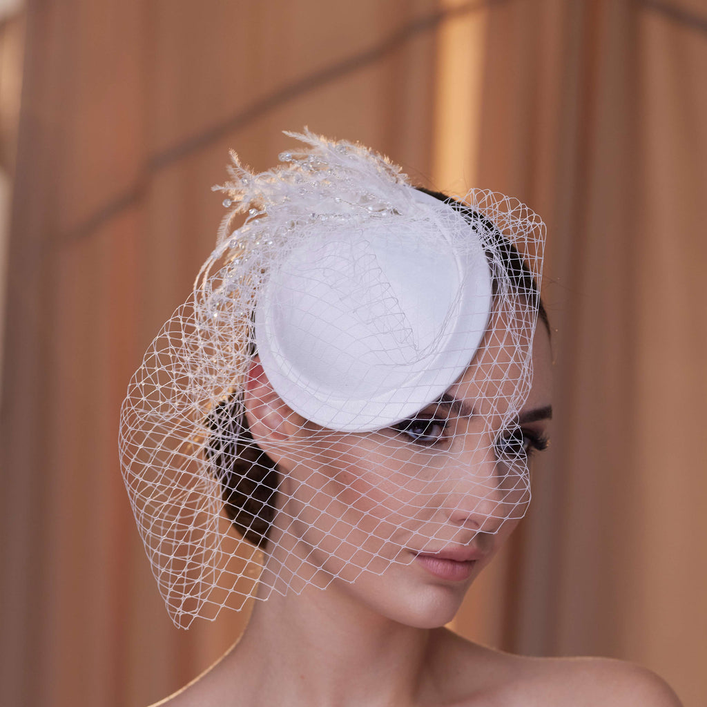 Birdcage Veil with Feathers – Bridal Port