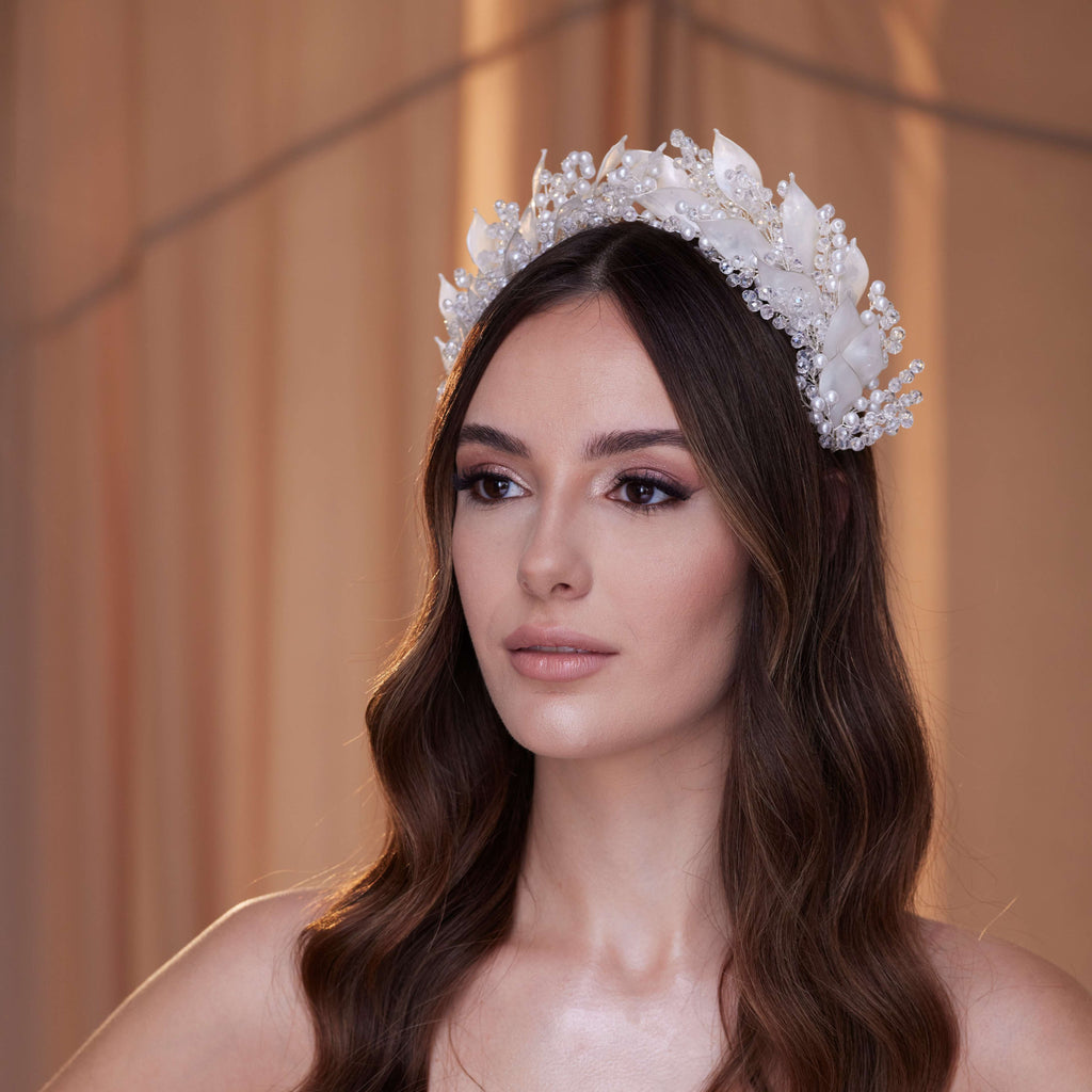 Crystal Pearl Hair Band with Resin Leaves – Bridal Port, view 9
