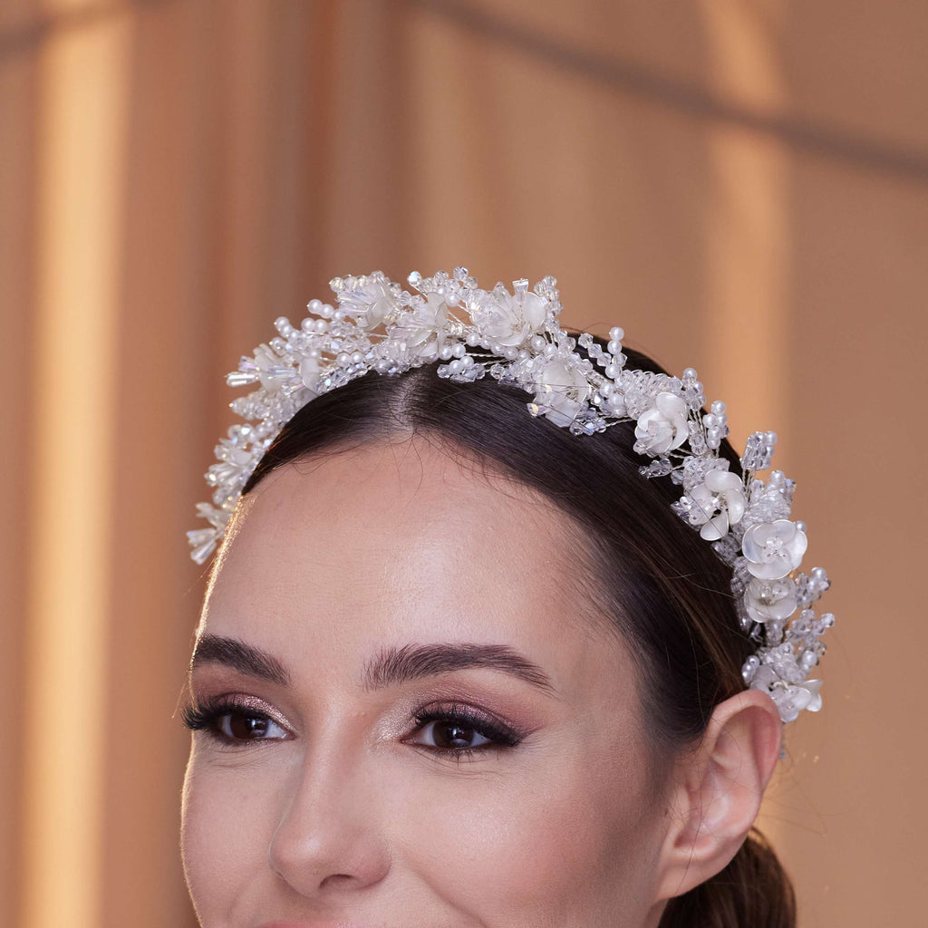 Elegant Bridal Hairband with Pearl – Bridal Port, view 3