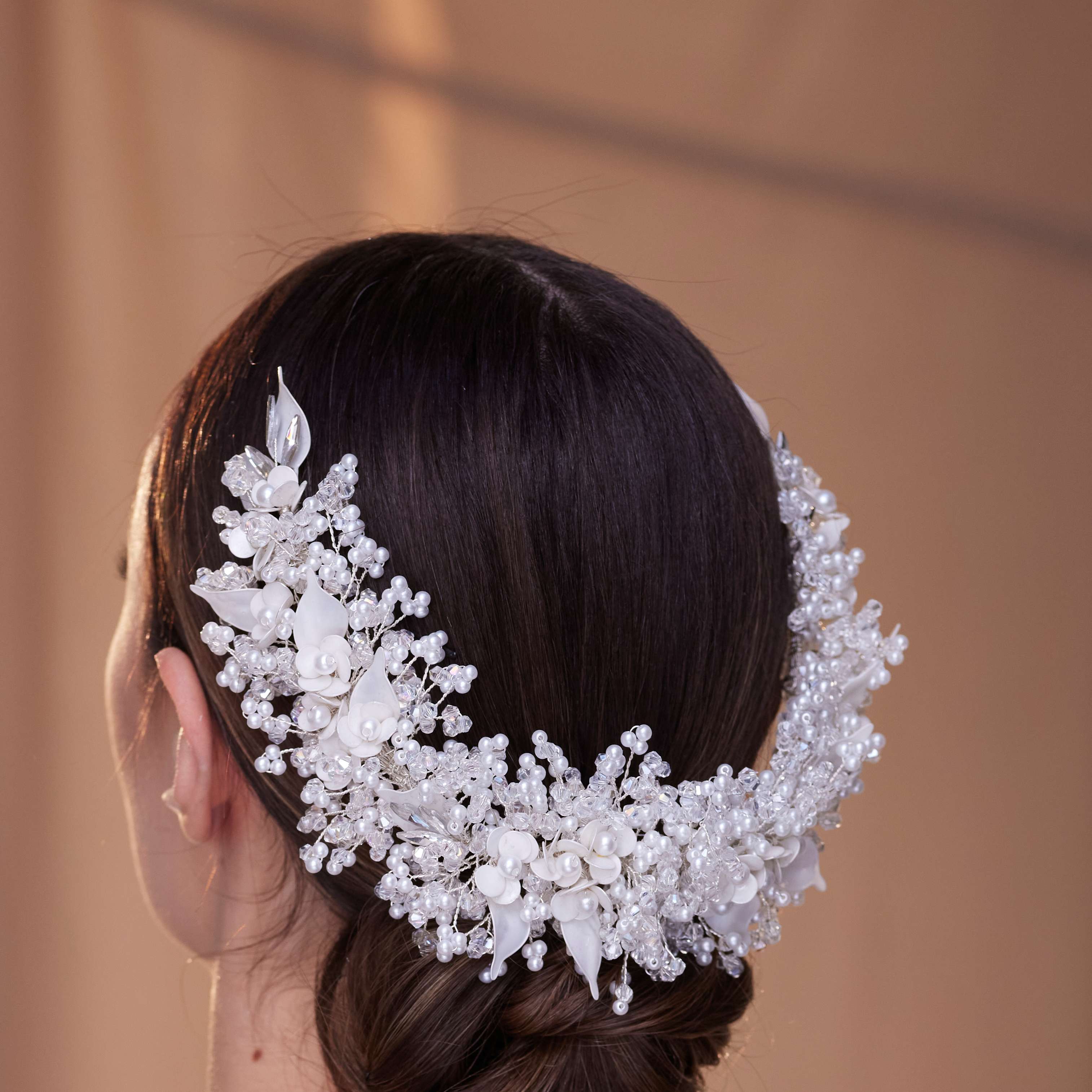 Exquisite Bridal Headpiece with Resin Flowers, Pearls, and Crystal Beads – Bridal Port, view 2