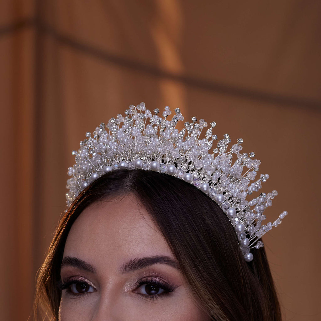 Elegant Hair Accessory – Bridal Port, view 2