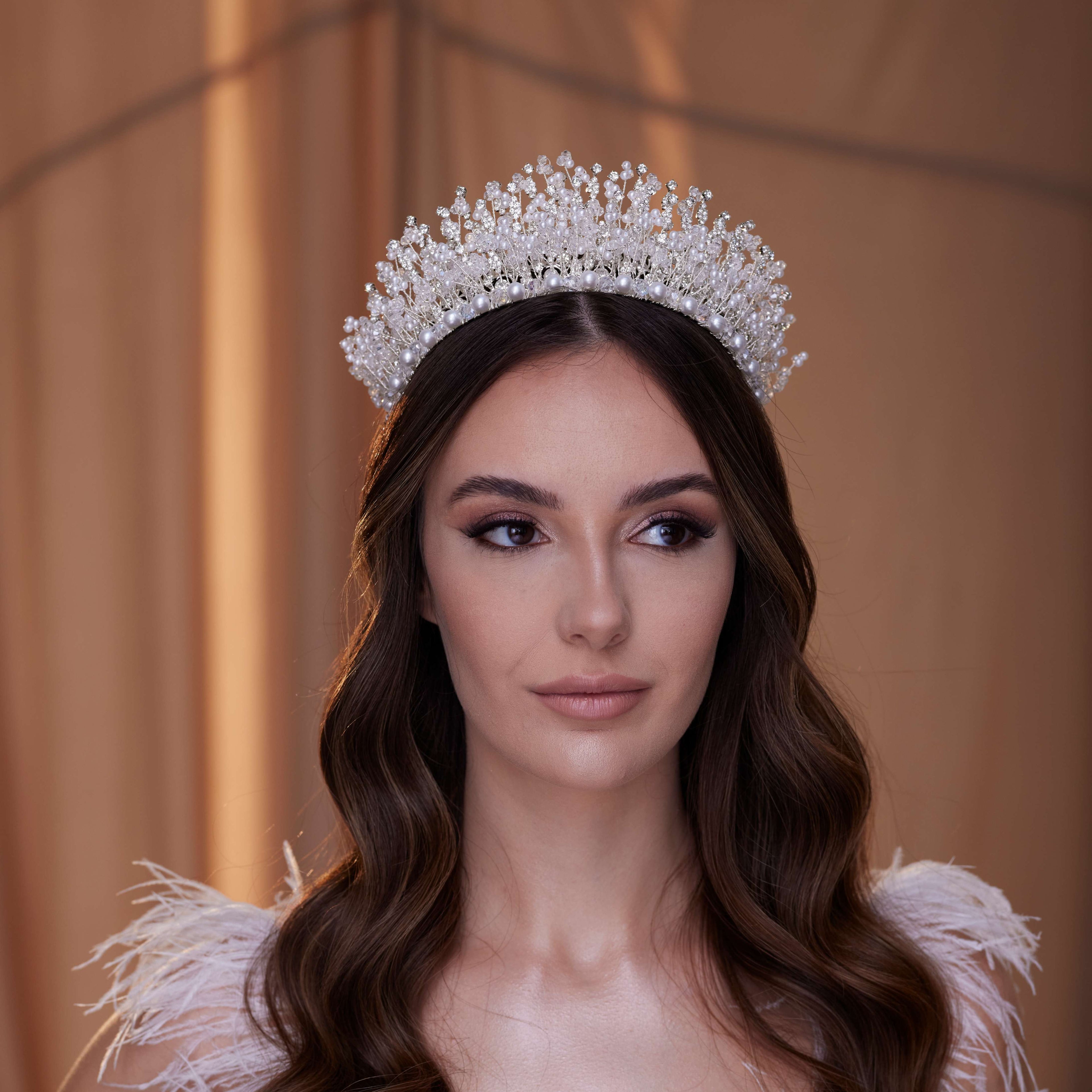 Elegant Hair Accessory – Bridal Port, view 3