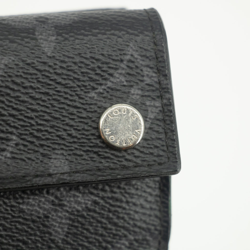 Bolt Boutique Louis Vuitton Monogram Eclipse Discovery Compact Wallet #1958 — side view