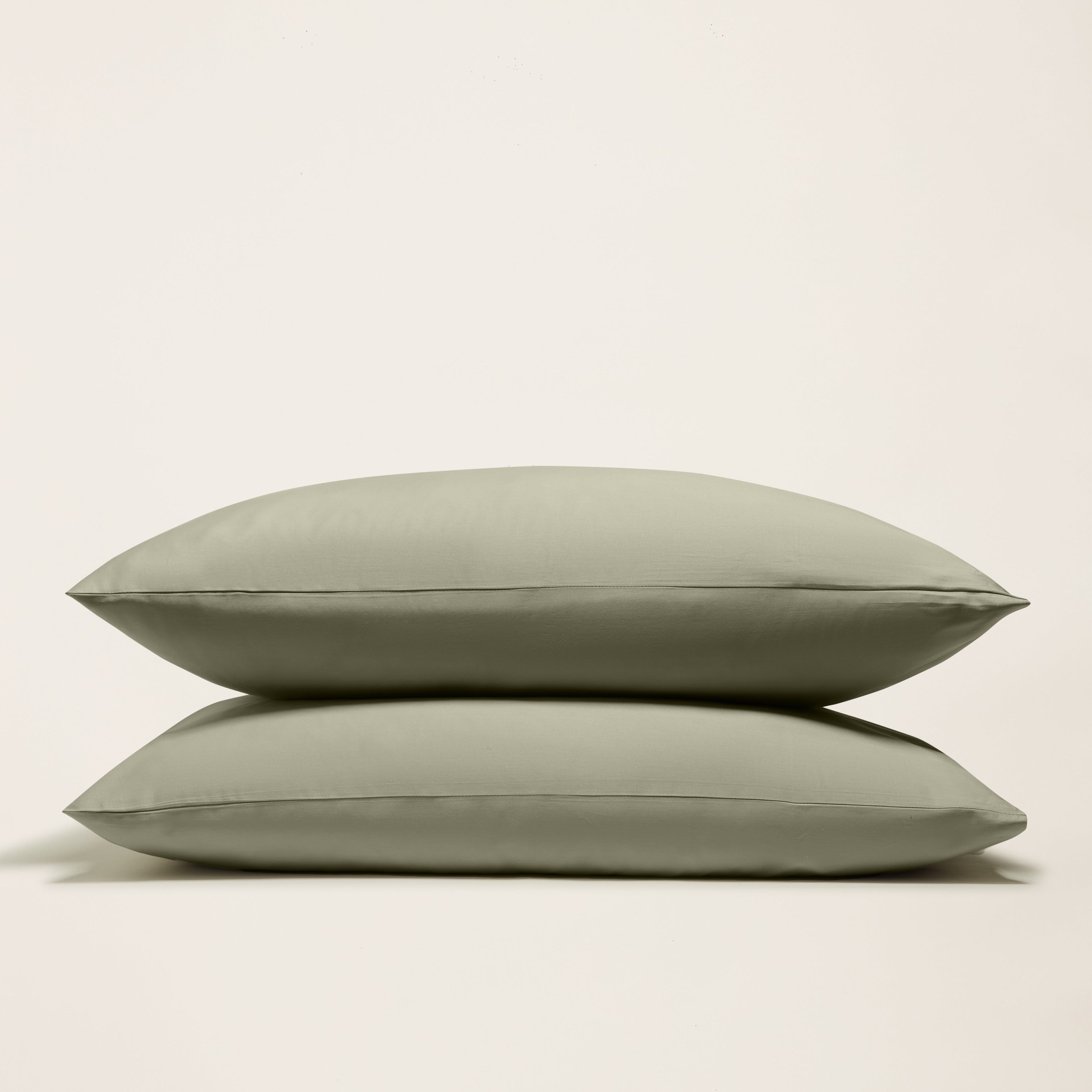 Italic Luxe Australian Sateen Sheet Set — back view