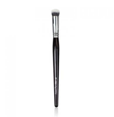 Nascita Pro Concealer Brush, Round-Tipped Makeup Brush for Flawless Coverage - Beauty Tools for Sensitive Skin