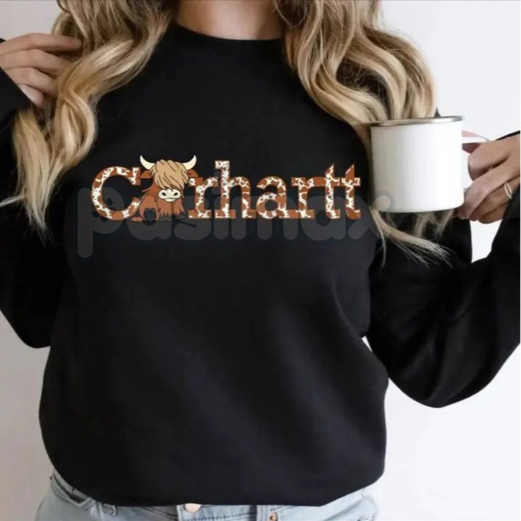 Pasimax Minimalist Highland Cow Sweatshirt | Clean Silhouette Coo Jumper | Modern Farm Animal Graphic Tee | Simple Nature Lov