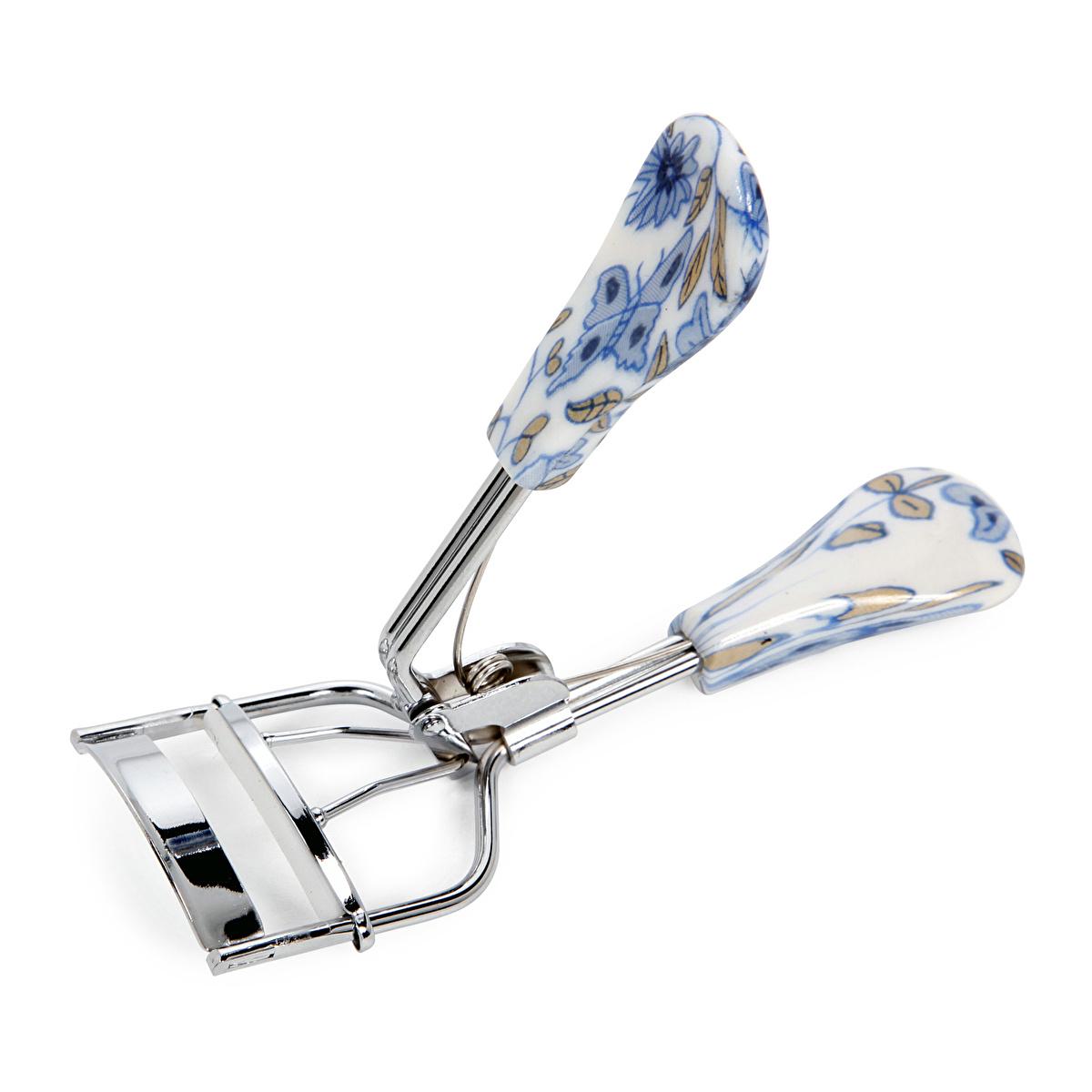 Lionesse Eyelash Curler: Achieve Long, Curled Lashes for Bigger, More Defined Eyes - Professional Eye Makeup Tool