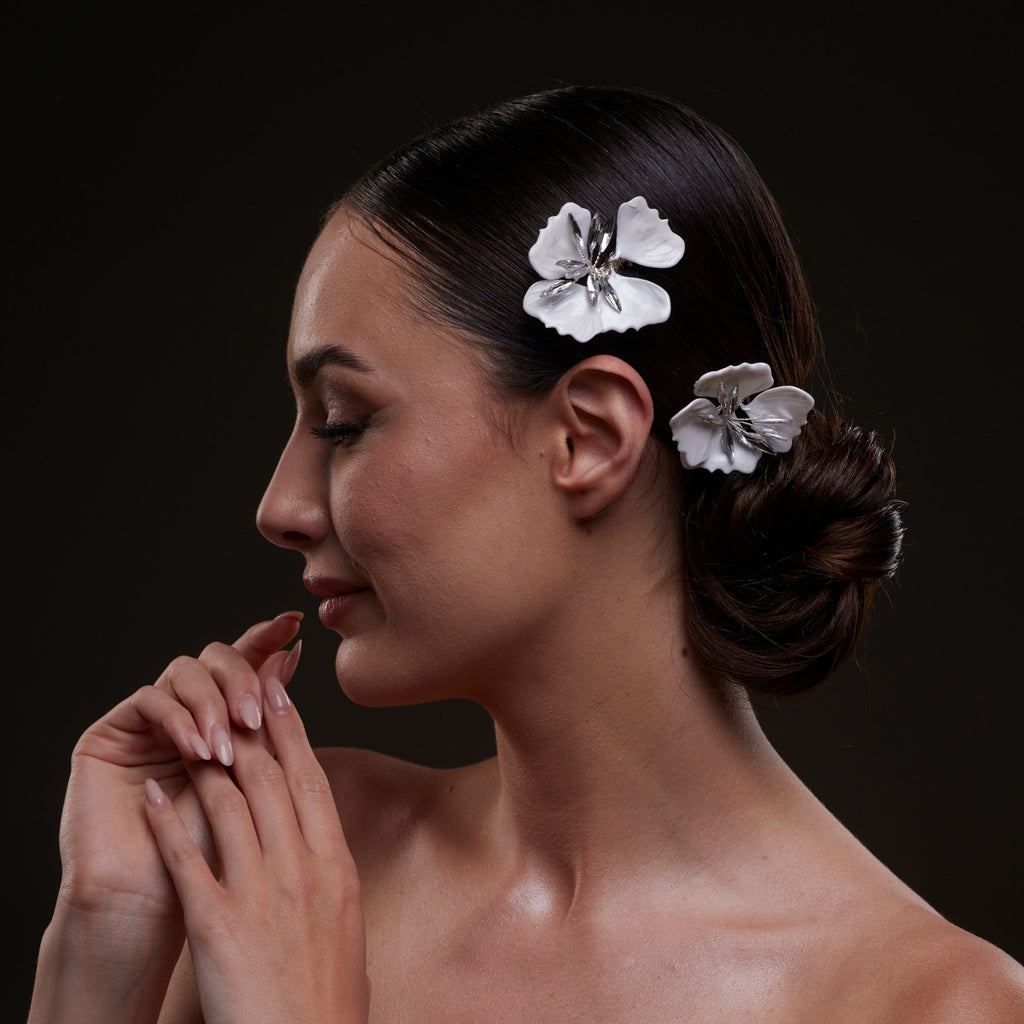 2-Piece White Flower Hair Comb Set – Bridal Port, view 3