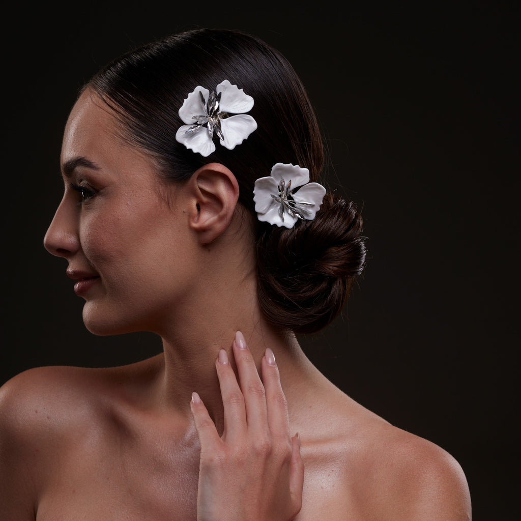 2-Piece White Flower Hair Comb Set – Bridal Port, view 7