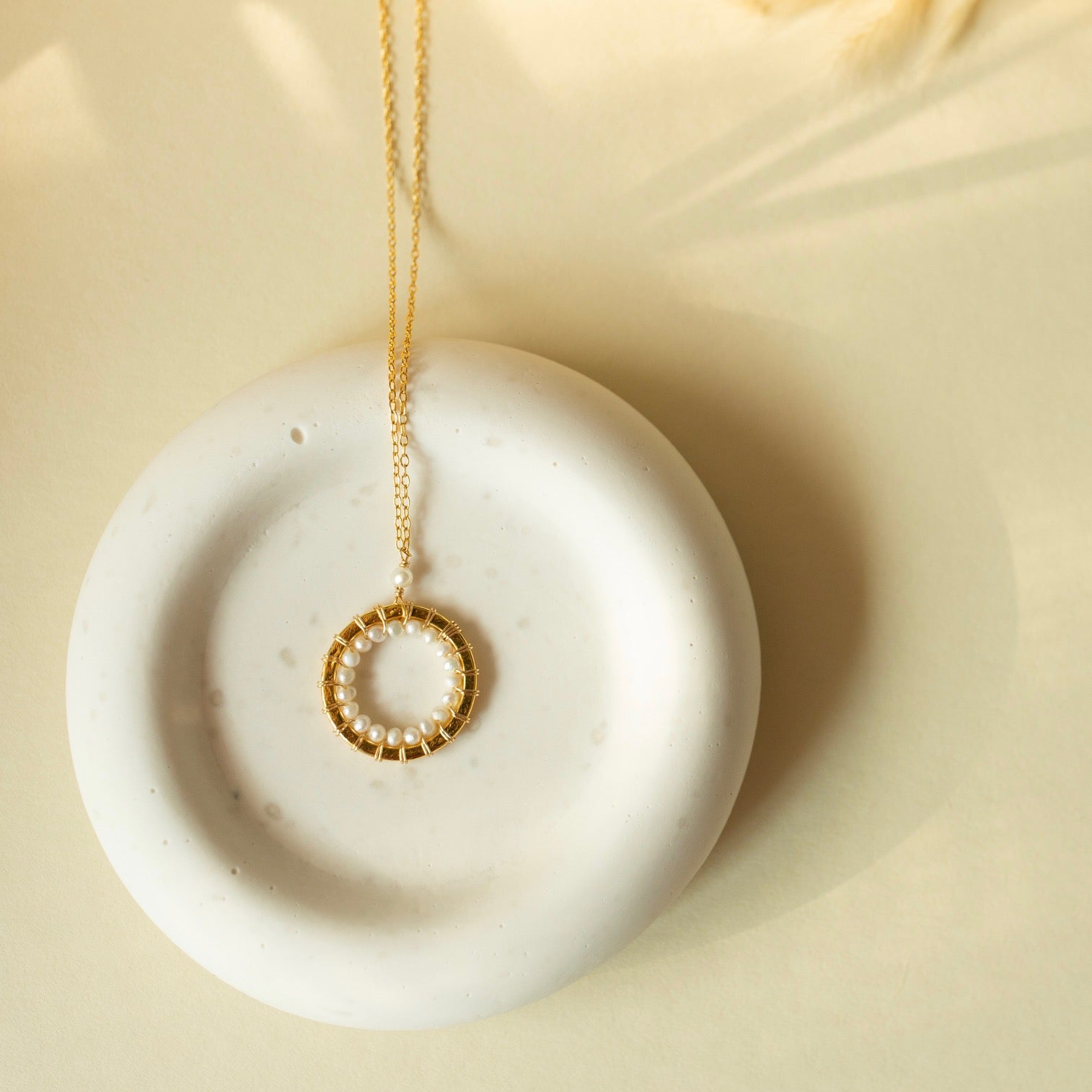PARKEN JEWELRY PARKEN JEWELRY Pearl Halo Mini Gold Pendant — main product shot