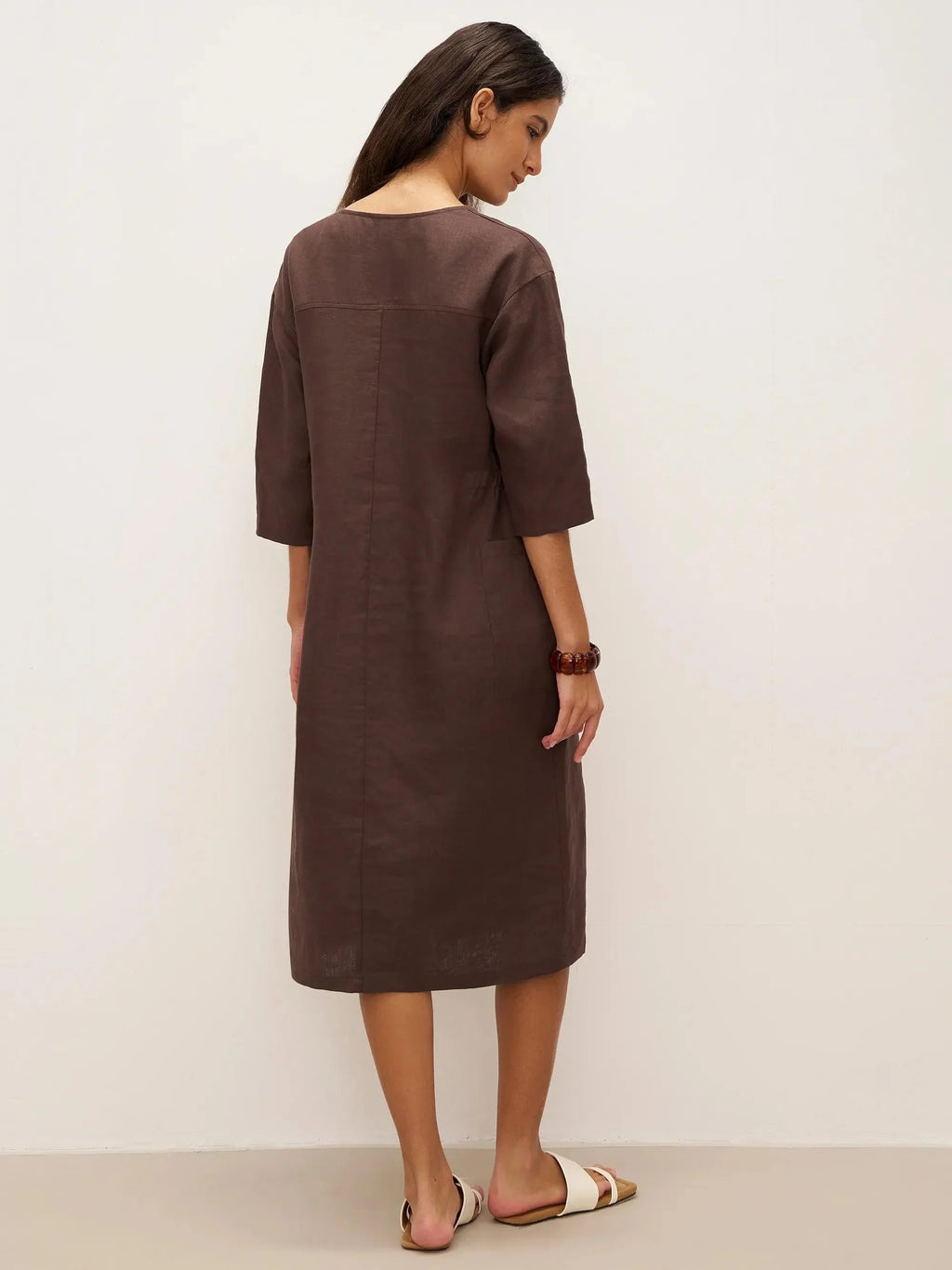 LINTICO 100% Linen V-neck Bell Pocket Midi Dress EVELINA — lifestyle worn / used context