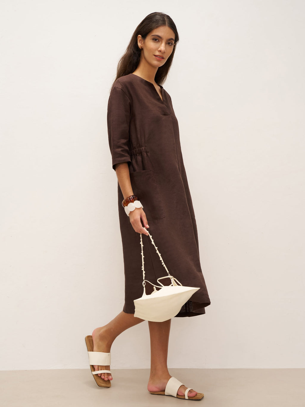 LINTICO 100% Linen V-neck Bell Pocket Midi Dress EVELINA — detail shot 6