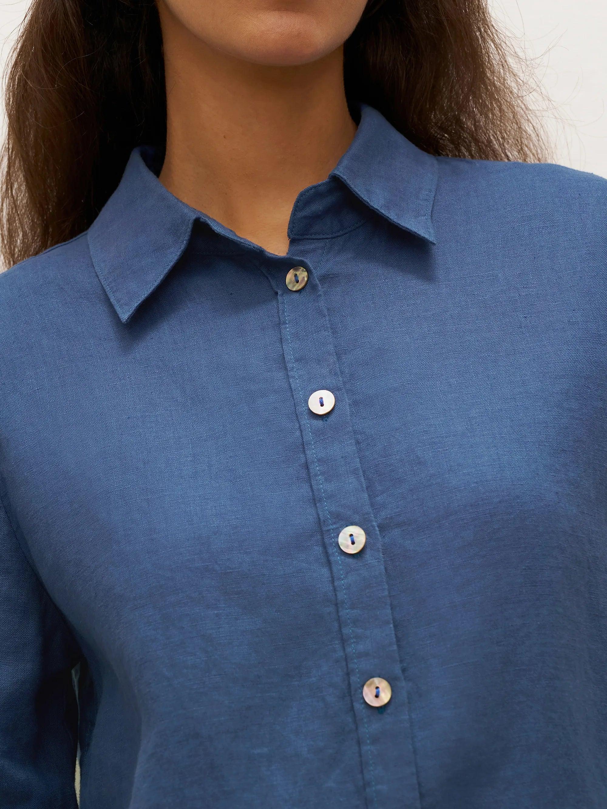 LINTICO 100% Linen Button-Front Shirt with Extended Hem JOVAN — comparison shot