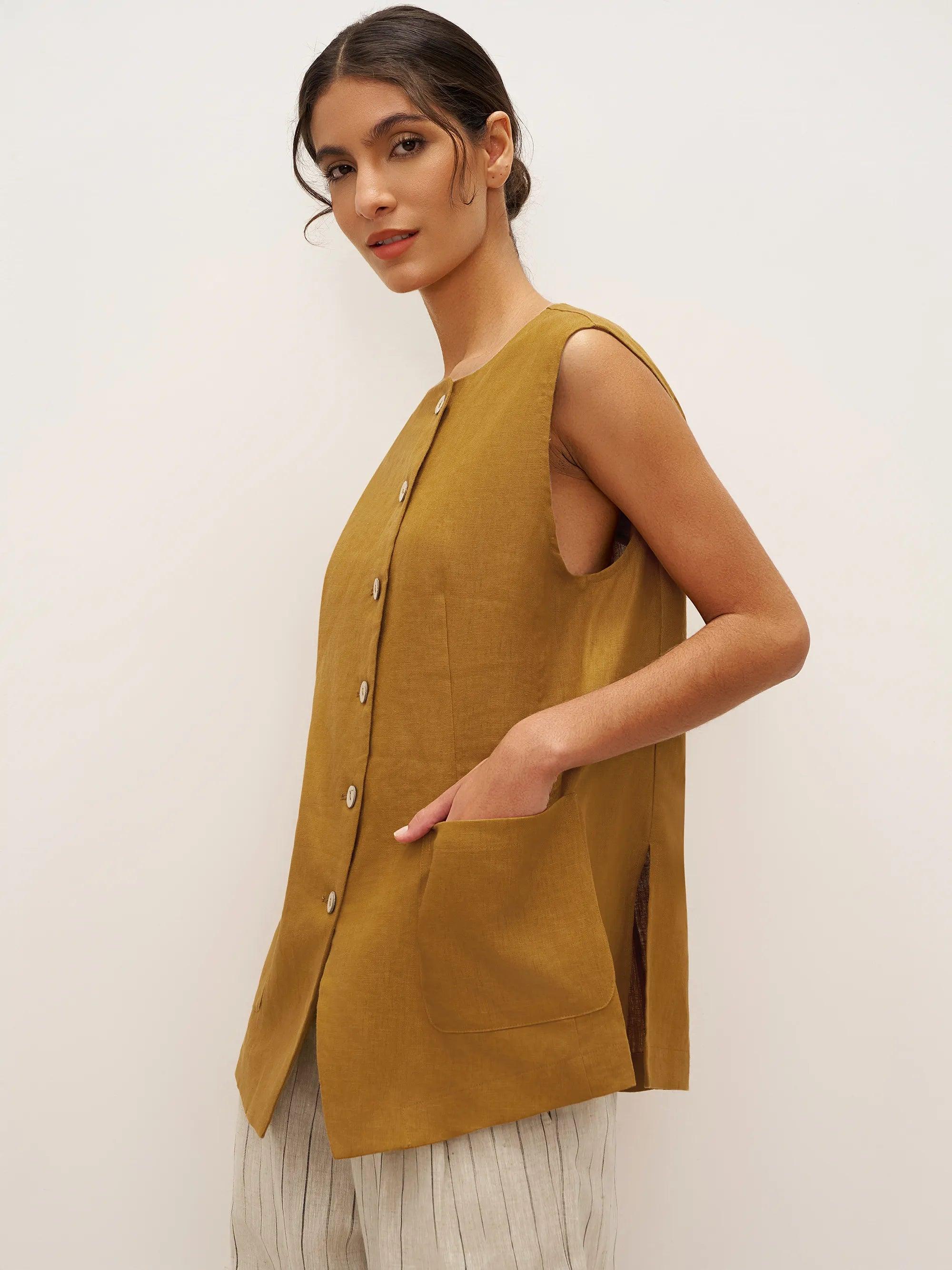LINTICO 100% Linen Arc-Placket Button-Front Vest ELFRIDA — detail shot 6