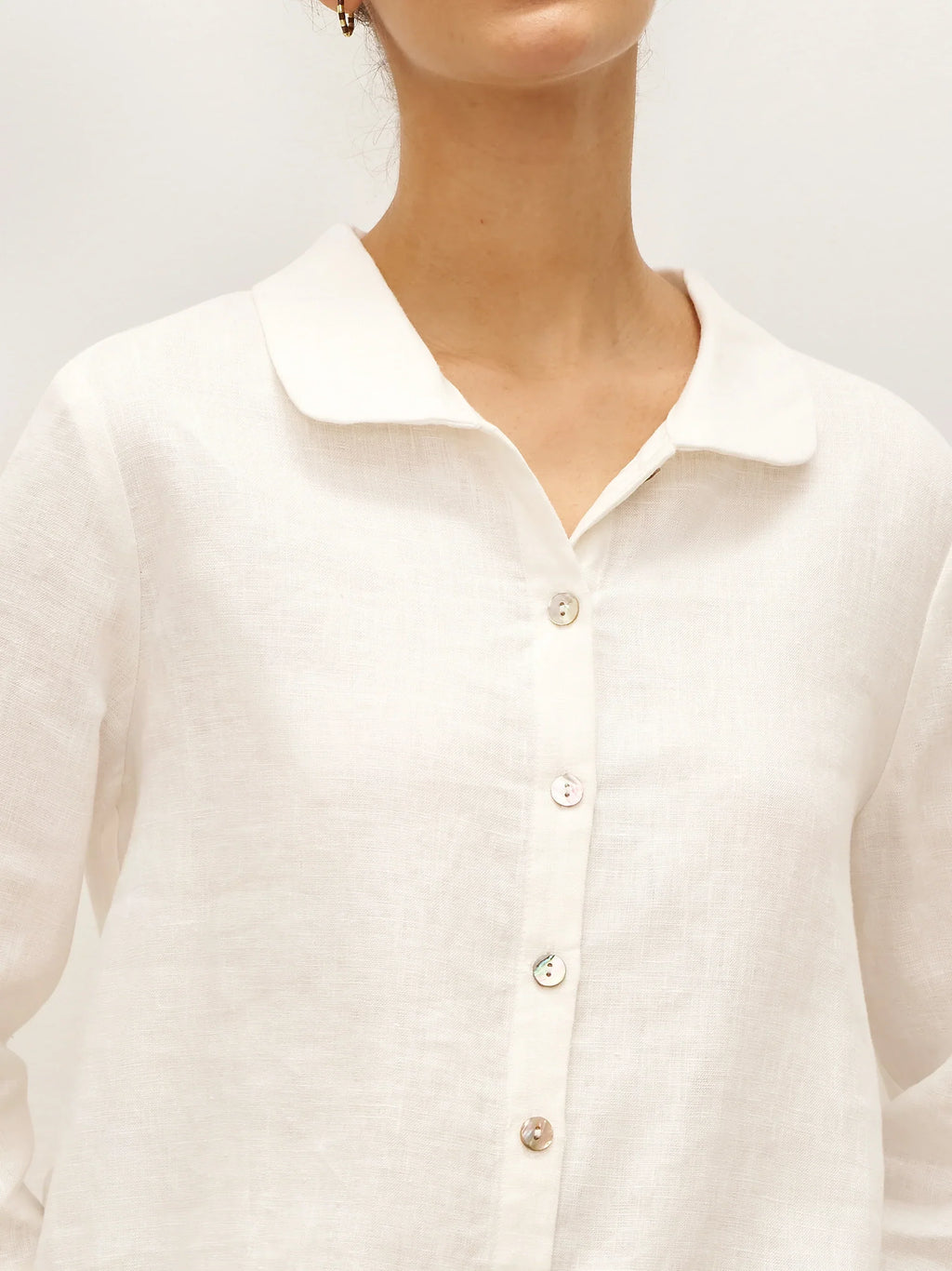 LINTICO 100% Linen Peter Pan Collar 3/4 Sleeve Shirt ASTRID — detail shot 7