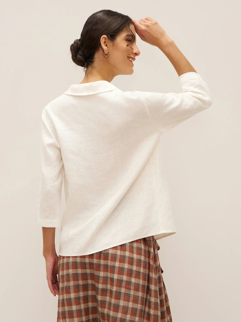 LINTICO 100% Linen Peter Pan Collar 3/4 Sleeve Shirt ASTRID — detail shot 6