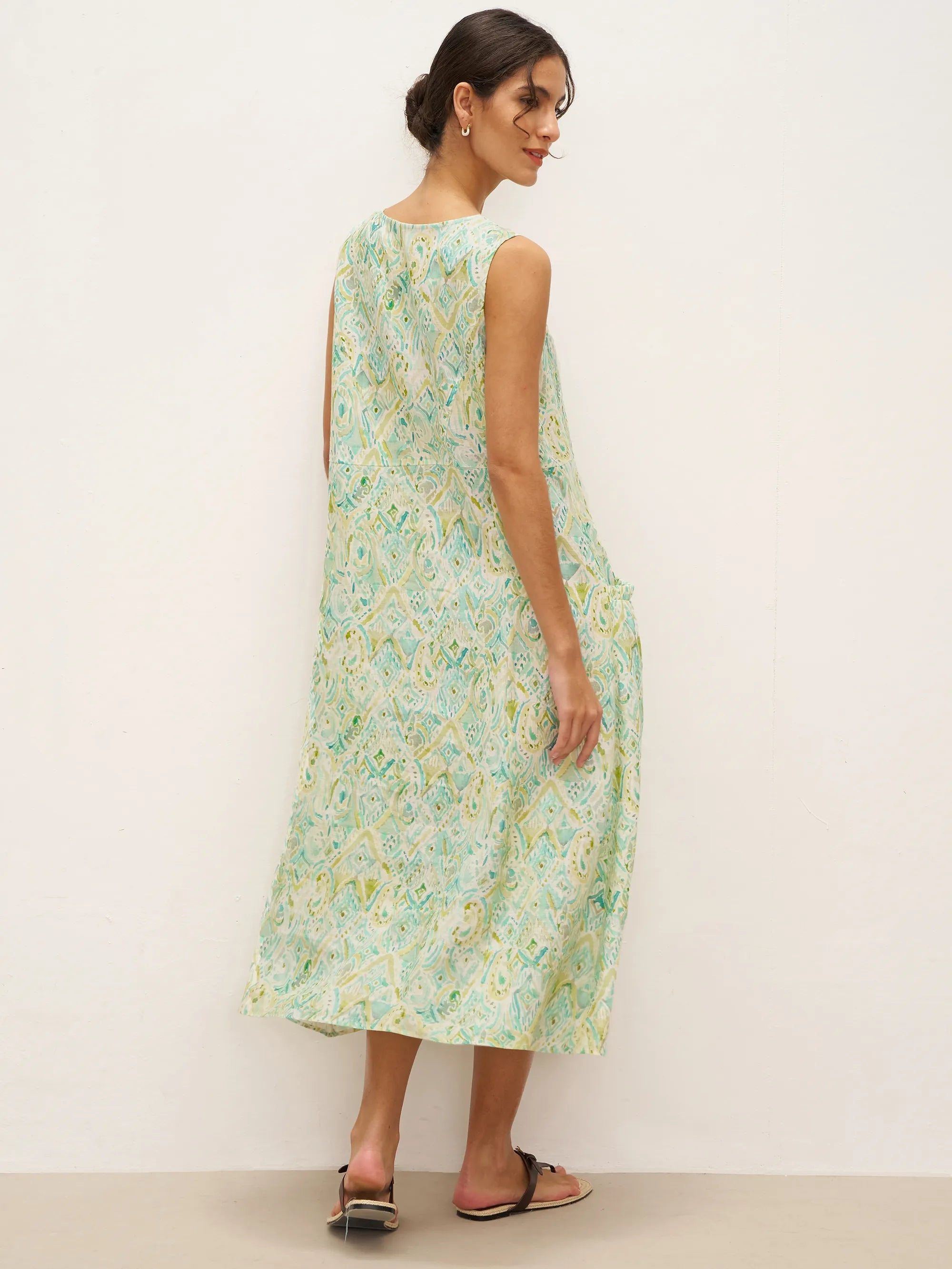 LINTICO LINTICO 100% Linen Floral Swing Beach Tank Dress LORRAINE — LINTICO branding close-up