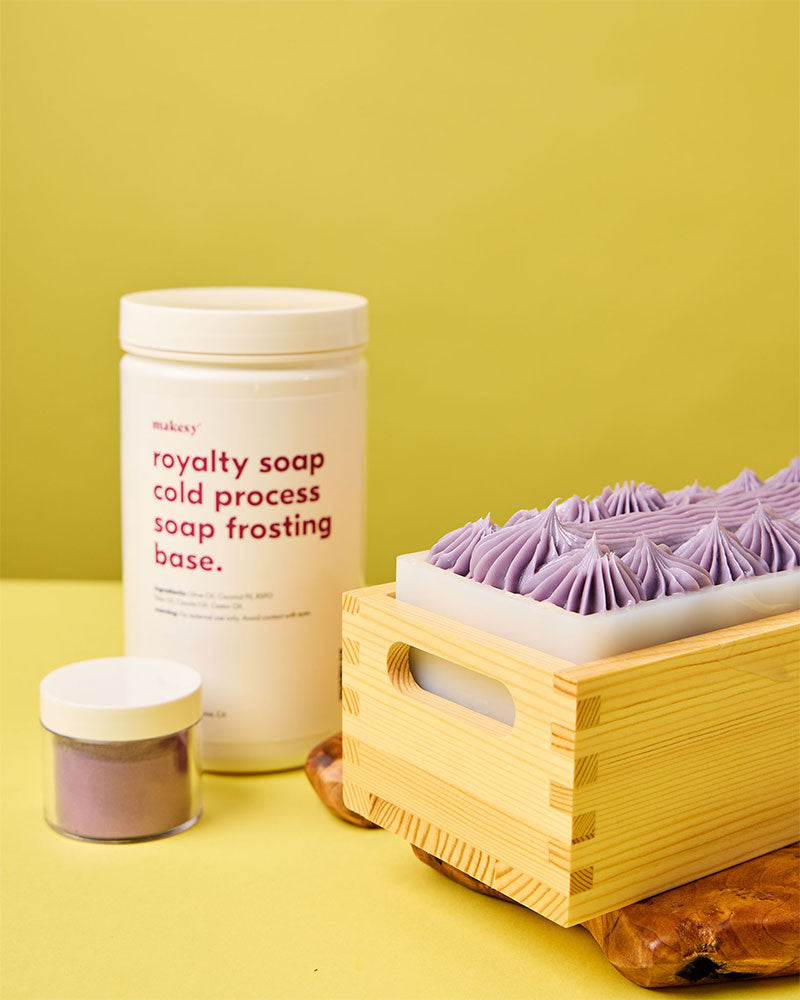 royalty soaps cold process soap frosting oils – makesy®, view 3