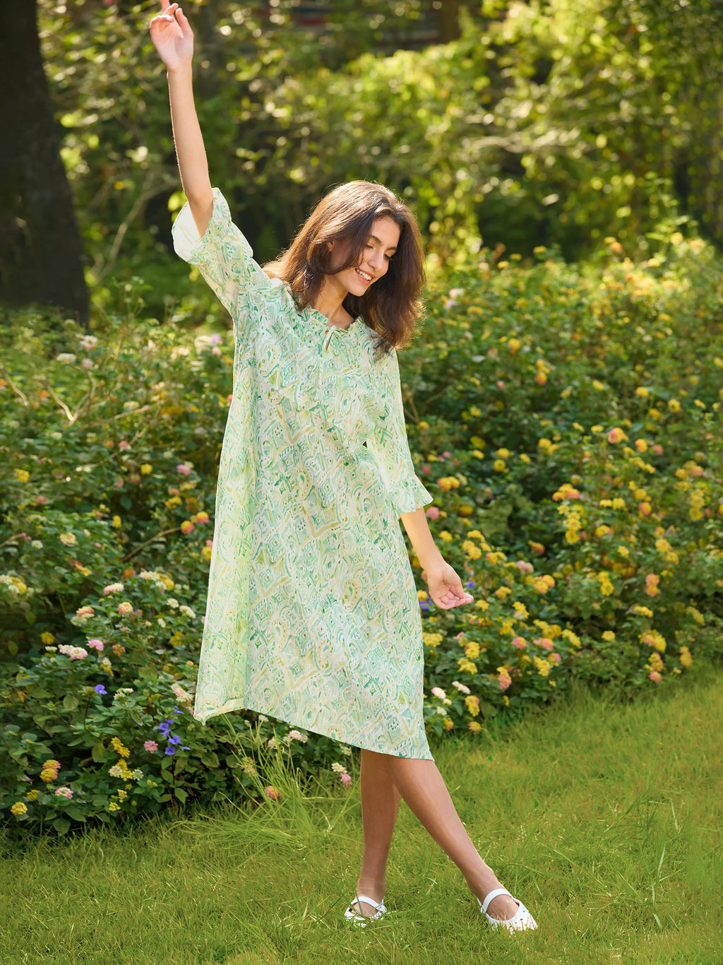 LINTICO 100% Linen A-Line Ruffled Collar Tie-Neck Midi Dress LIVIA — construction detail