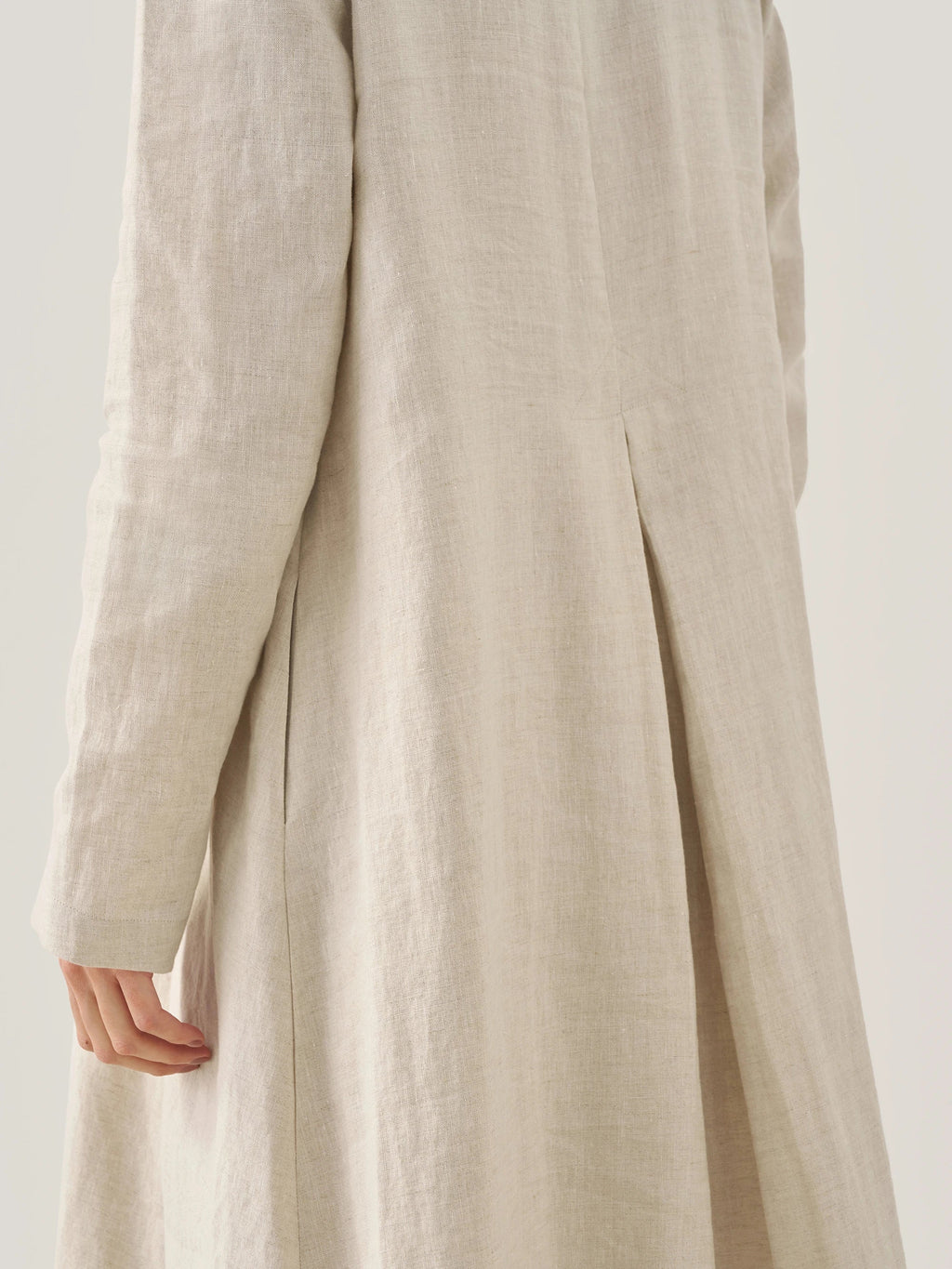 LINTICO 100% Linen Hooded Pullover Maxi Dress REBECCA — detail shot 10