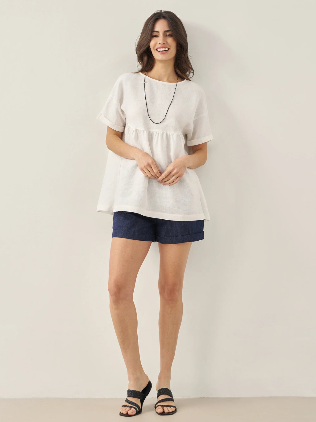 LINTICO LINTICO 100% Linen Round Neck Pleated Pullover Top QUINLAN — lifestyle worn / used context
