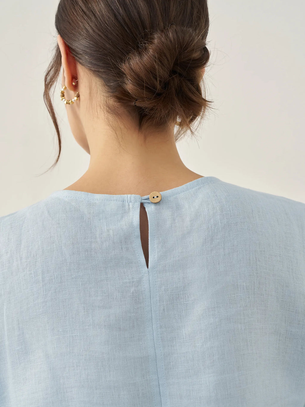 LINTICO 100% Linen Short-Sleeve Round Neck Button Detail Top & Pants Set JOSIE — detail shot 9