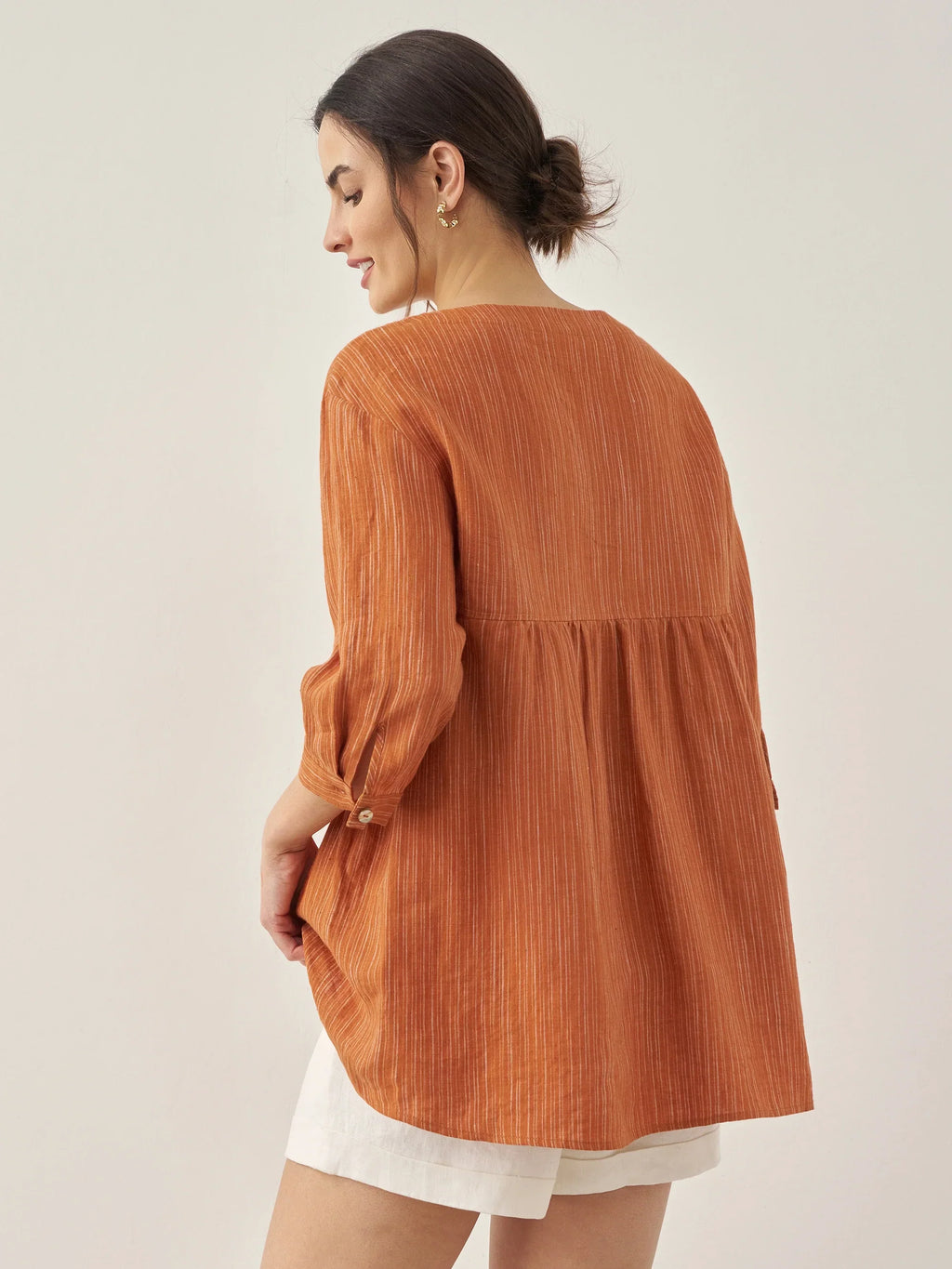 LINTICO 100% Linen Round Neck Artistic Stripe Top FLORENCE — feature highlight