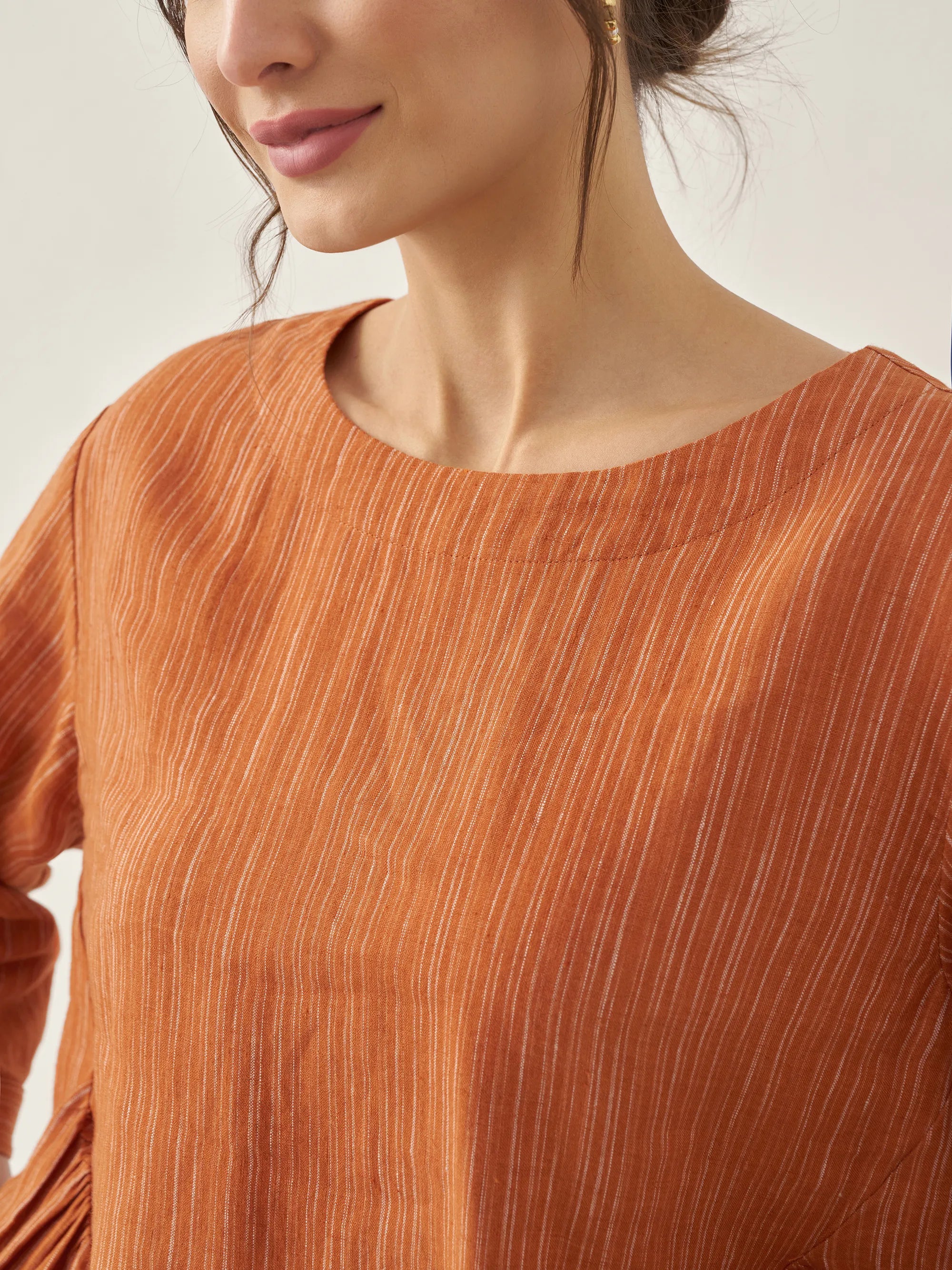 LINTICO 100% Linen Round Neck Artistic Stripe Top FLORENCE — side view