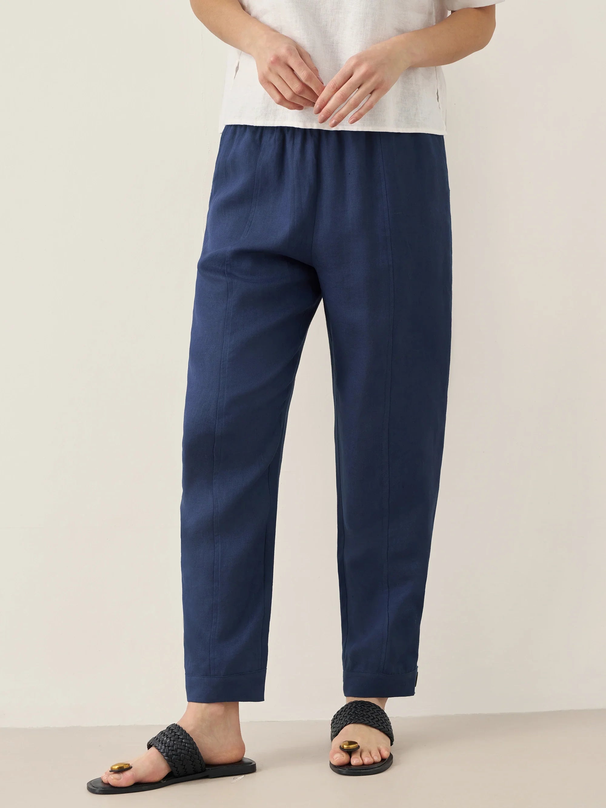 LINTICO 100% Linen Straight-Leg Pants with Elastic Waist PATRICE — detail shot 7